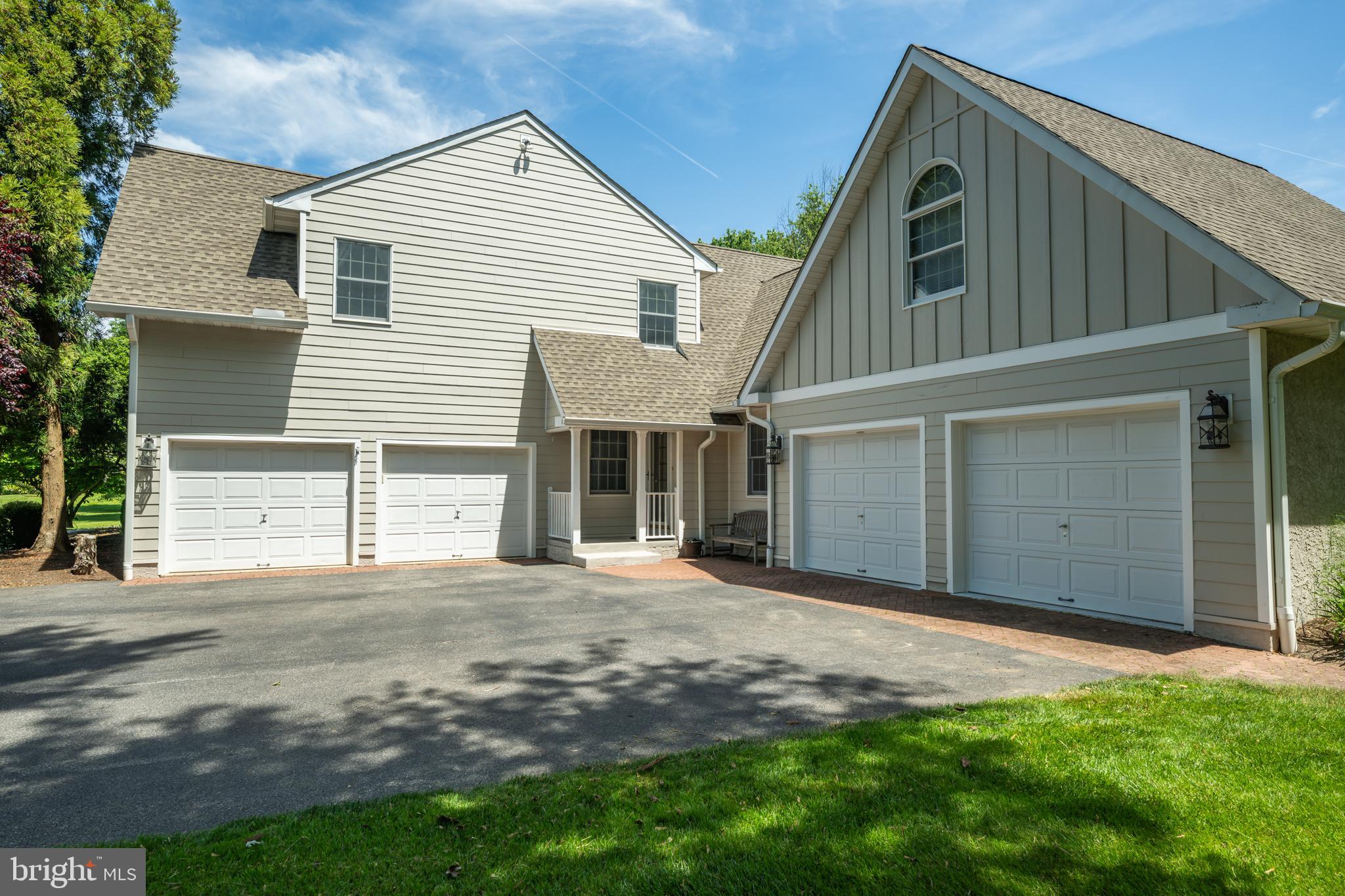 1203 SLOUGH DRIVE