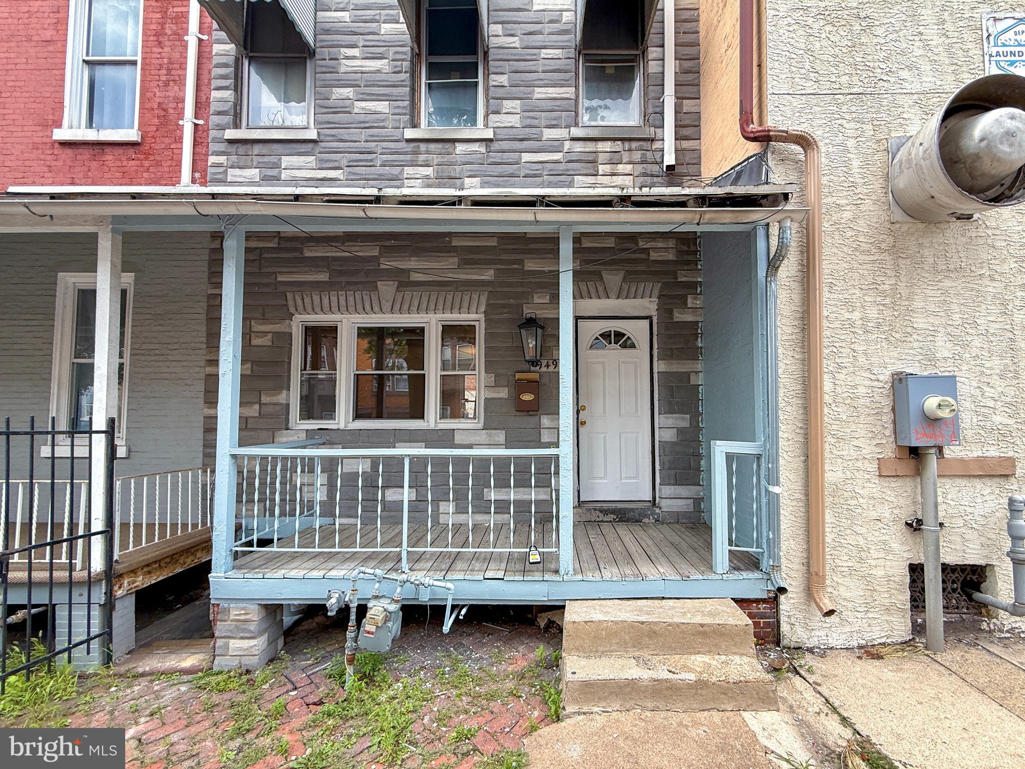 949 WASHINGTON STREET
