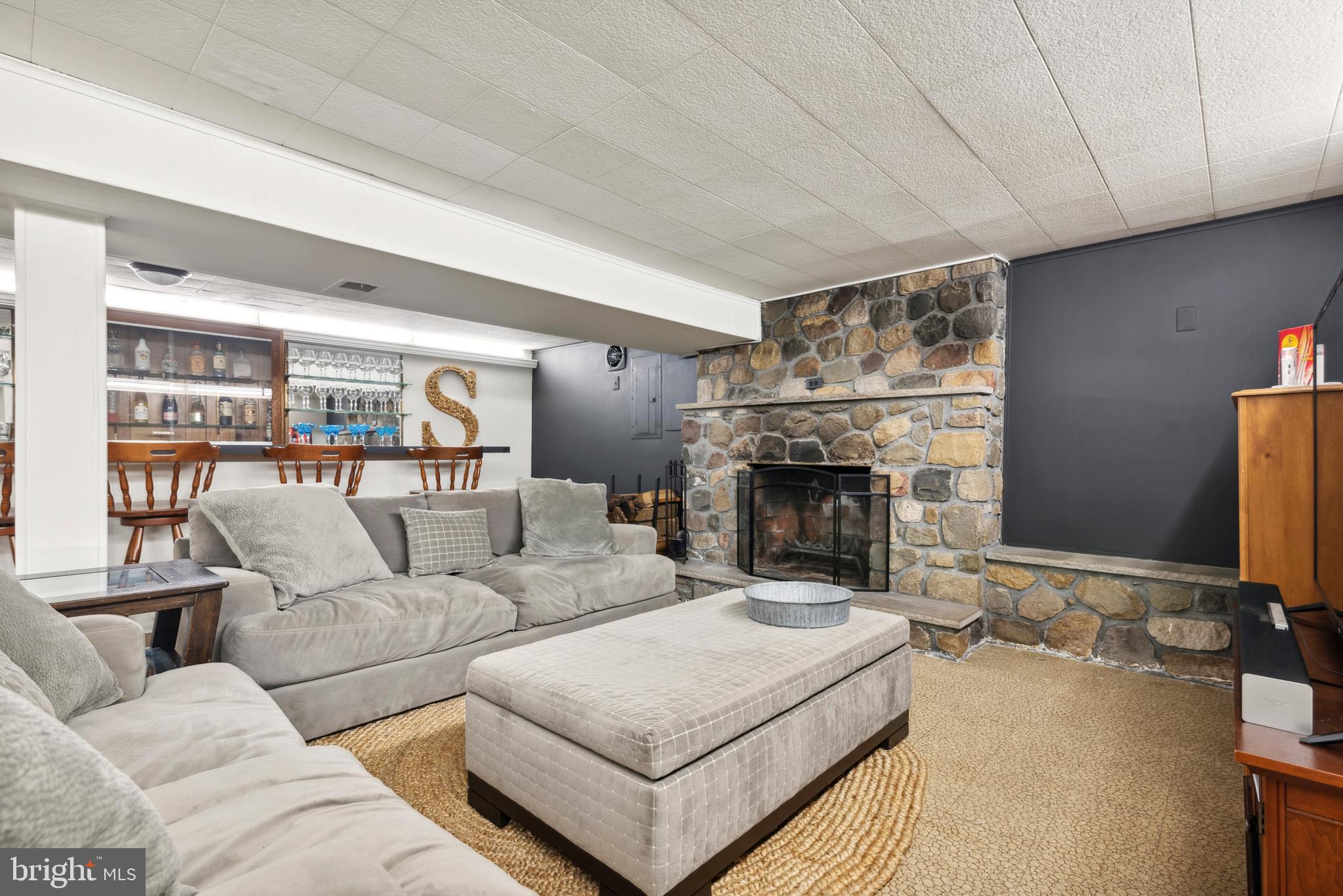 WILLOW WOODS - Residential