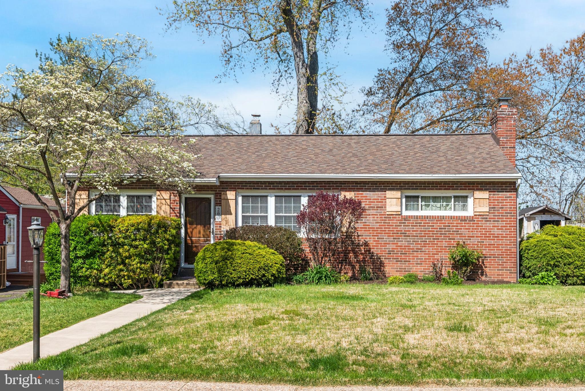 WILLOW WOODS - Residential