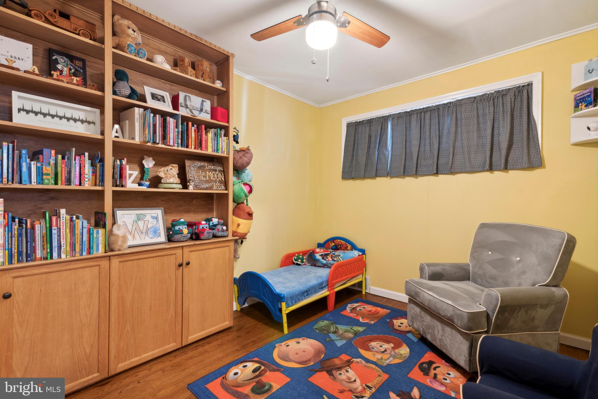 WILLOW WOODS - Residential