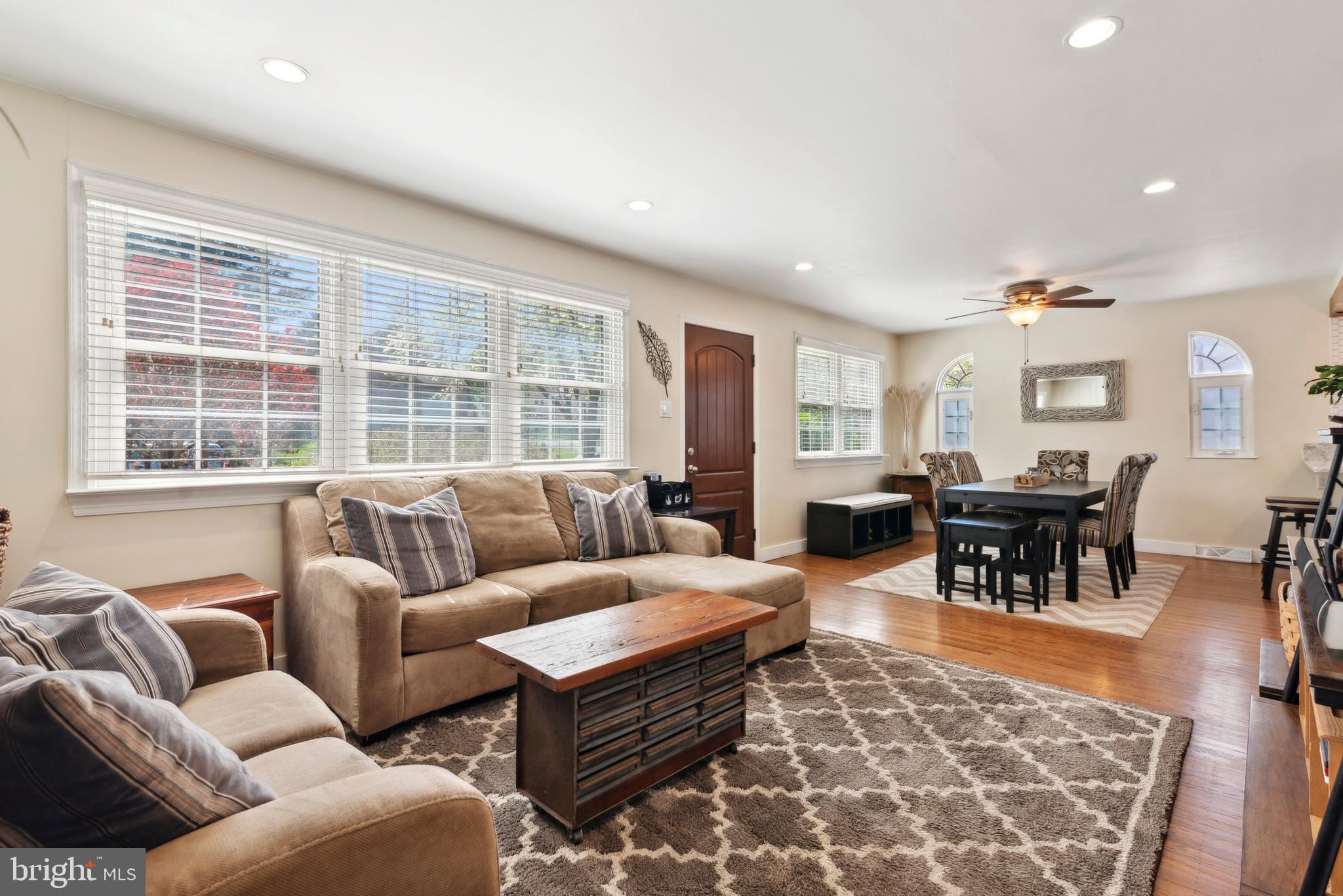 WILLOW WOODS - Residential