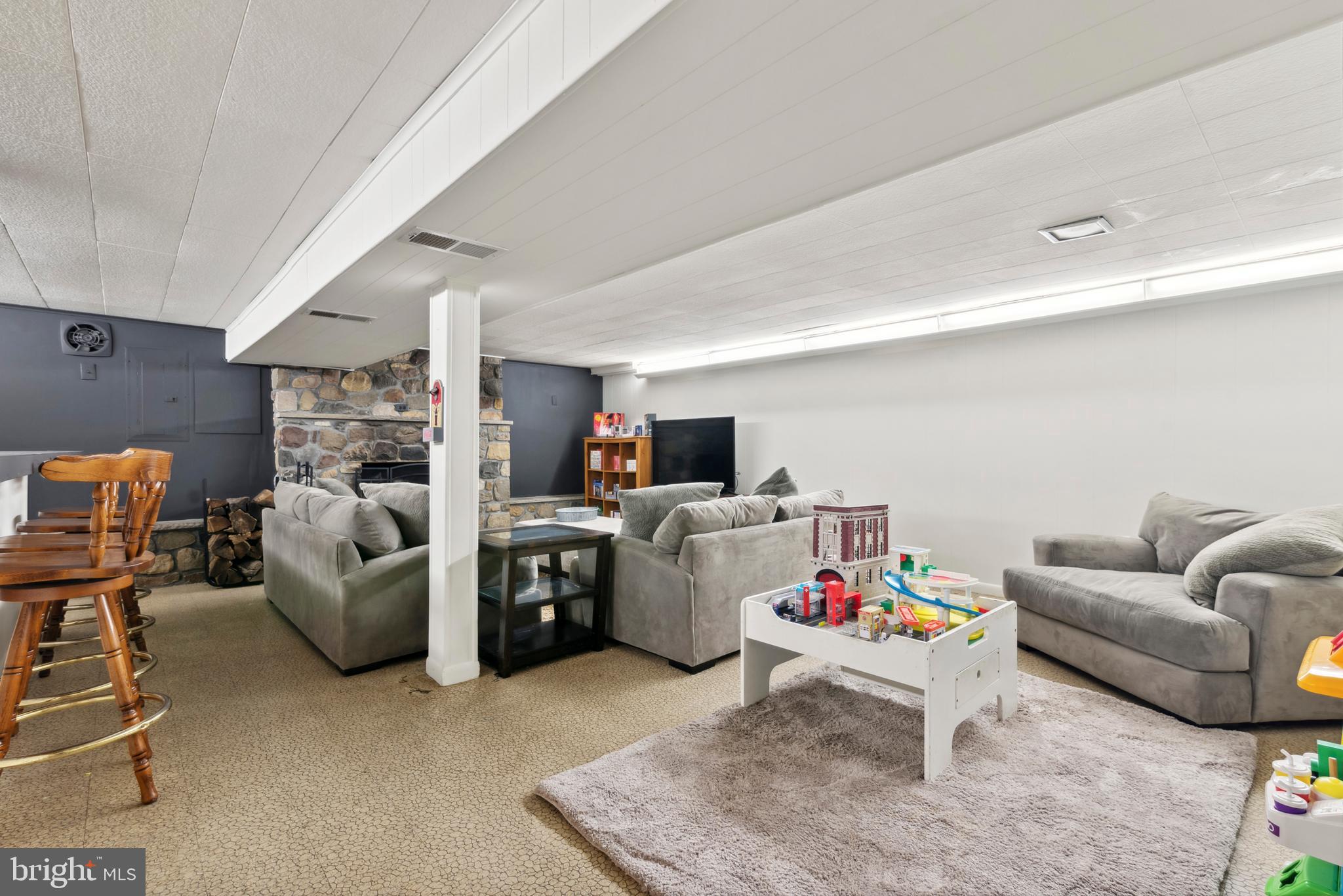 WILLOW WOODS - Residential