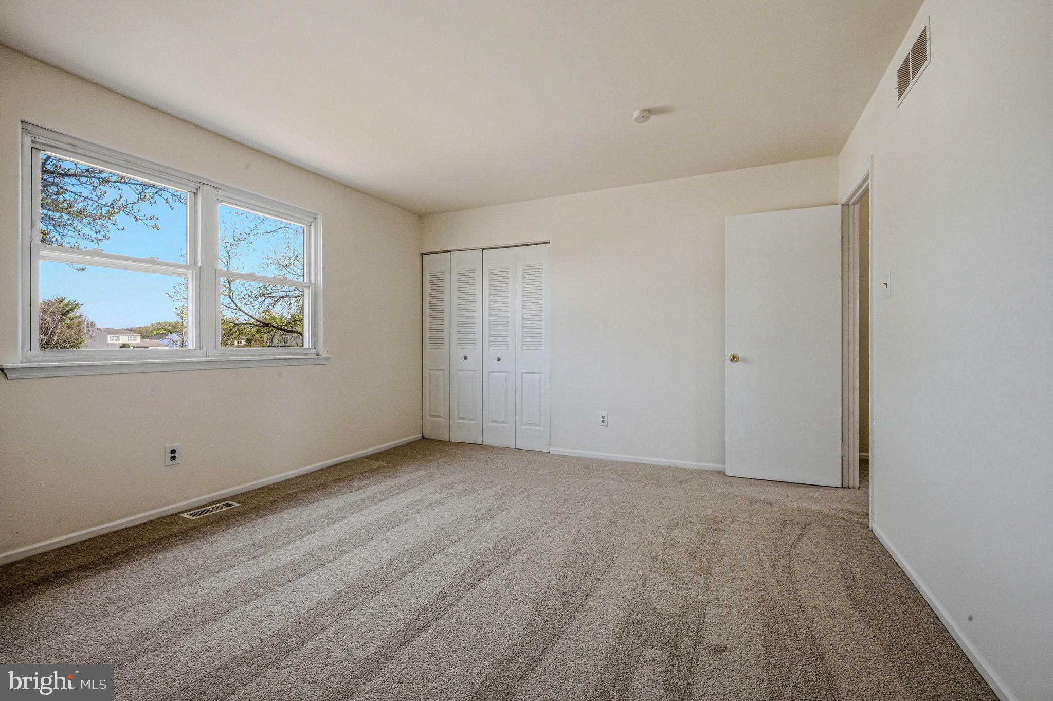 WHITE MARSH MDWS - Residential