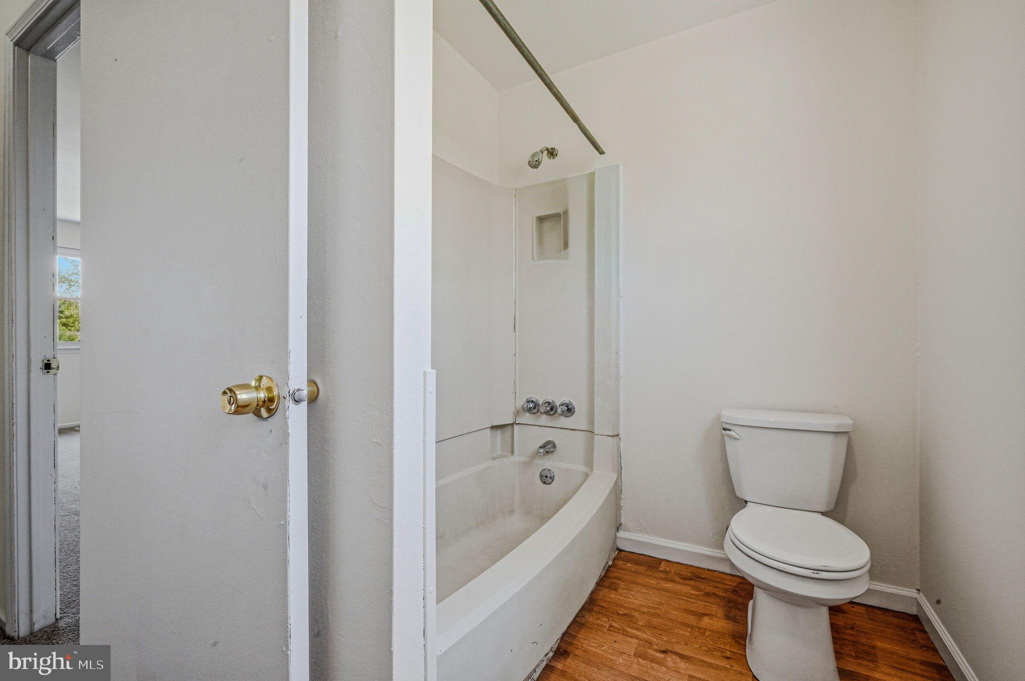 WHITE MARSH MDWS - Residential