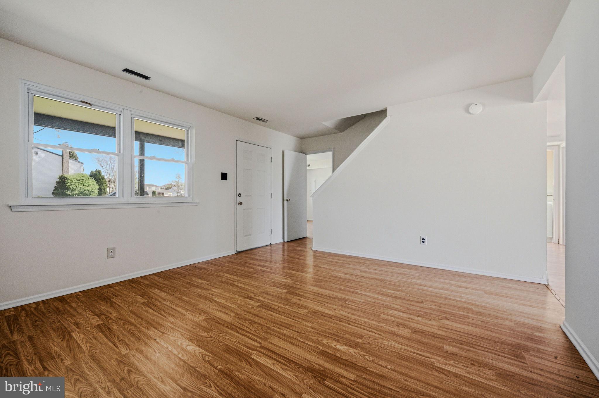 WHITE MARSH MDWS - Residential