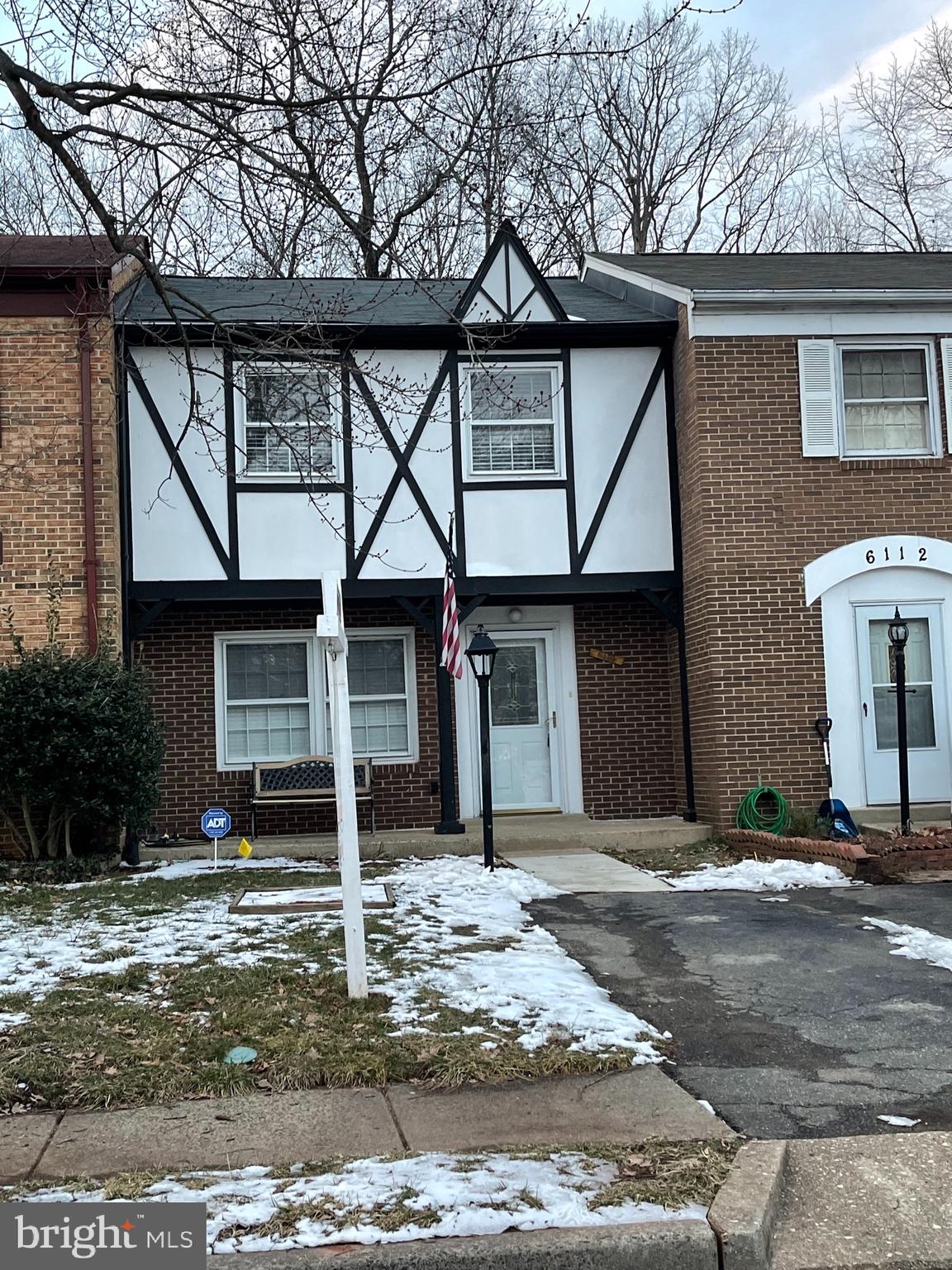 LONDON TOWNE - Residential