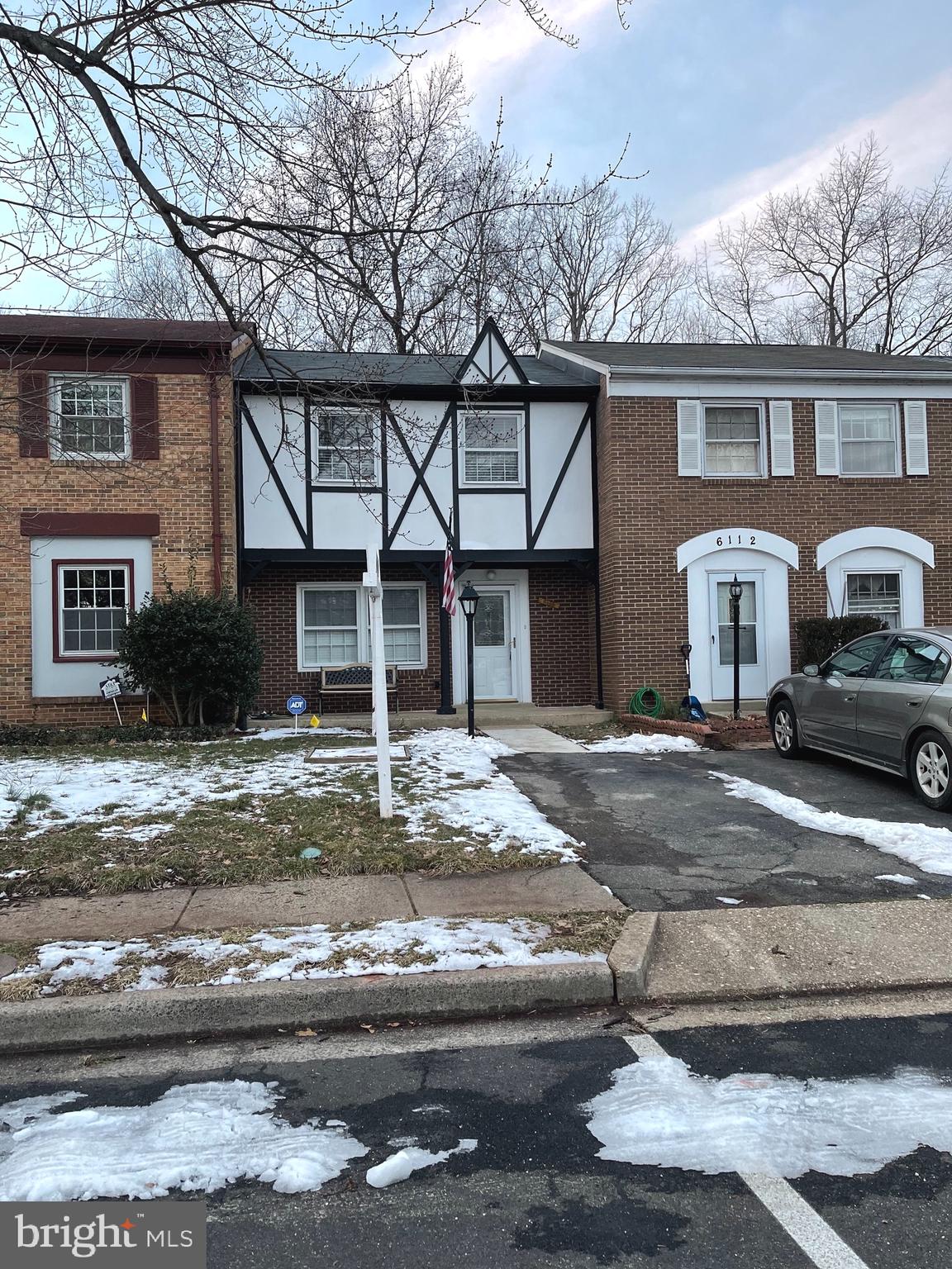 LONDON TOWNE - Residential