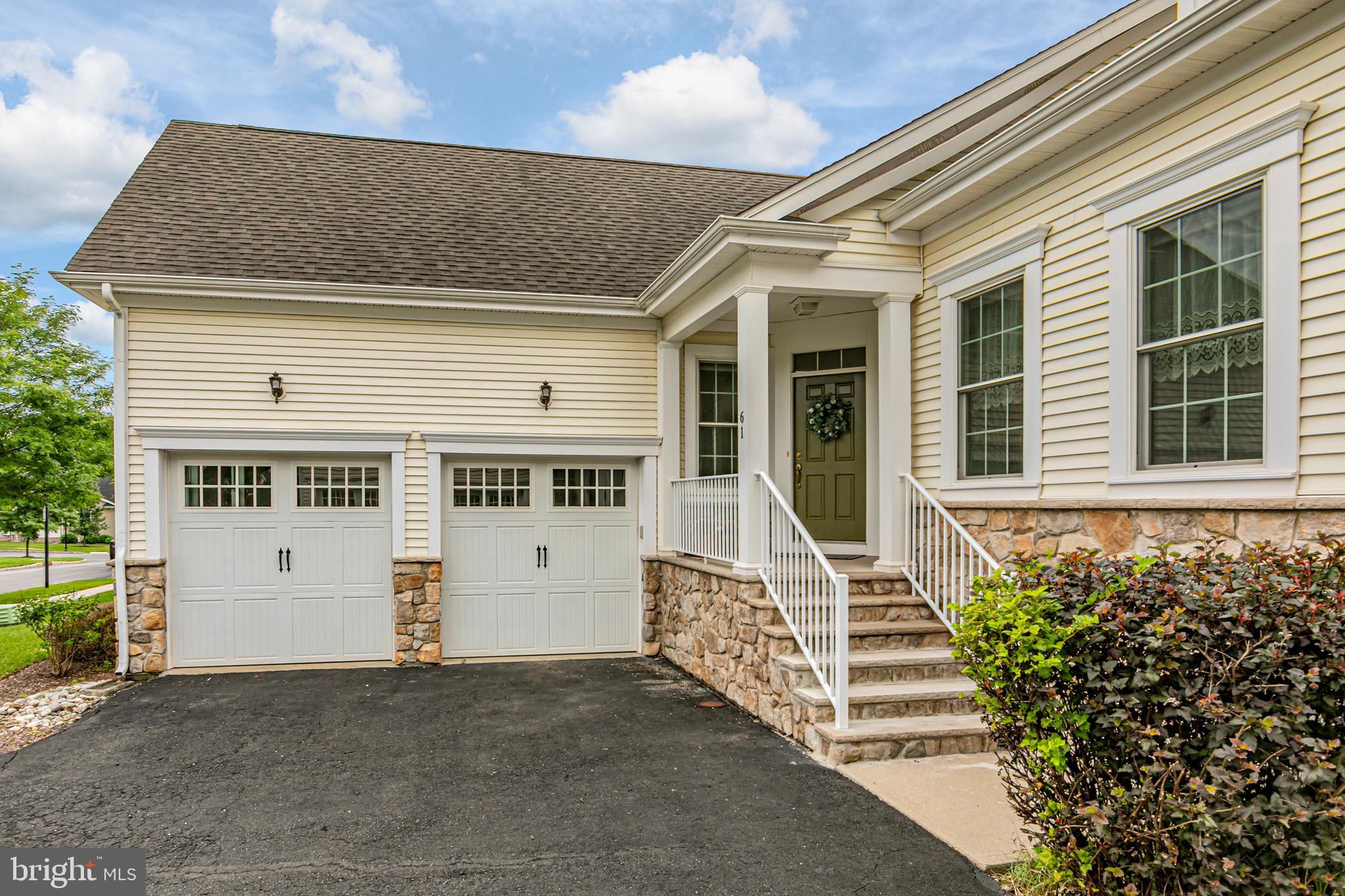 61 BEDFORD DRIVE