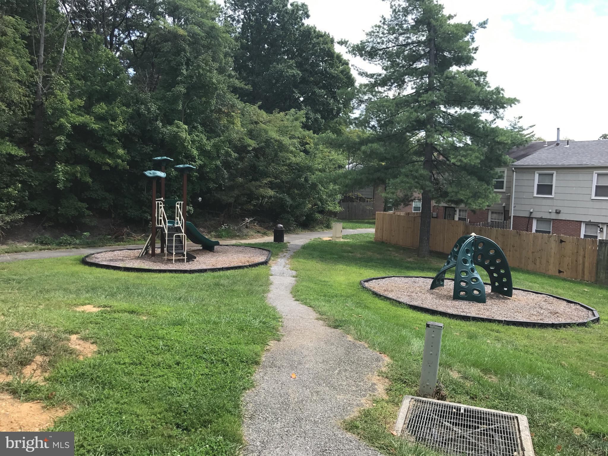 PINEWOOD HILL - Residential