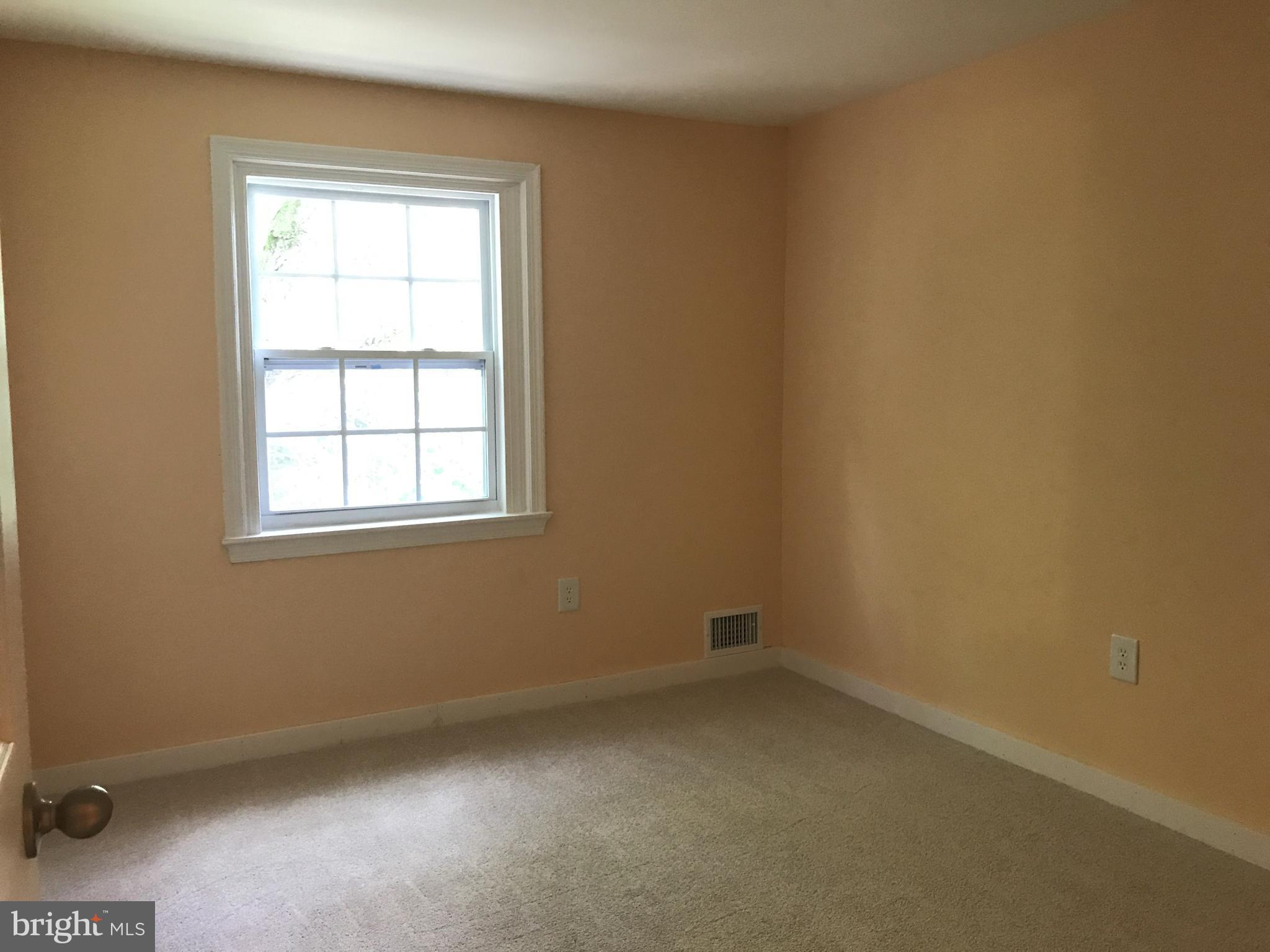 PINEWOOD HILL - Residential