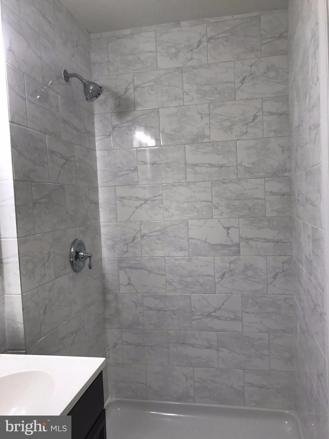 PINEWOOD HILL - Residential