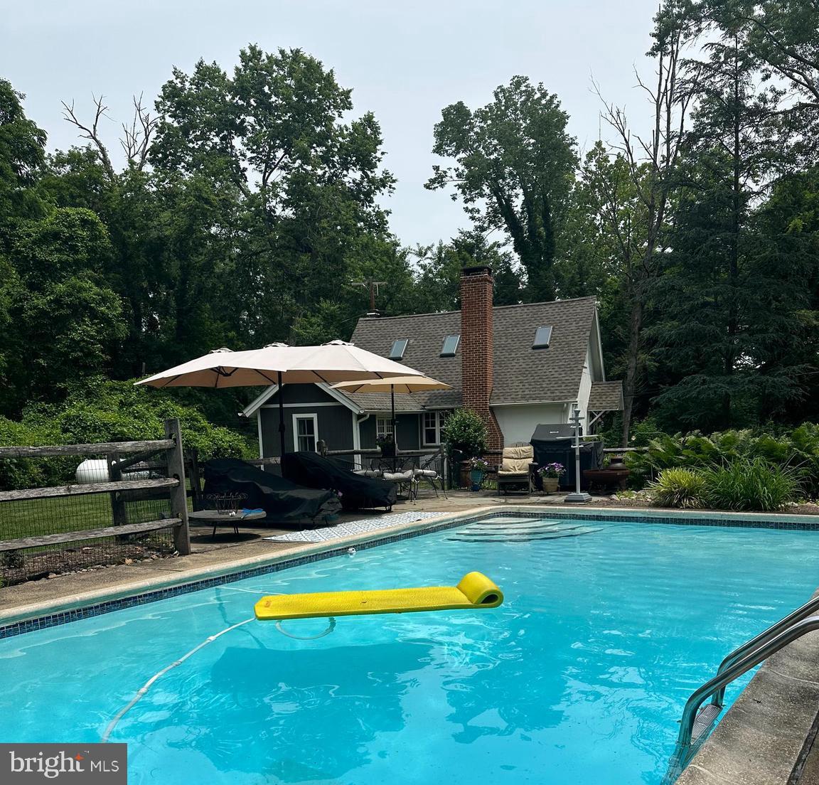 2598 RIVER ROAD