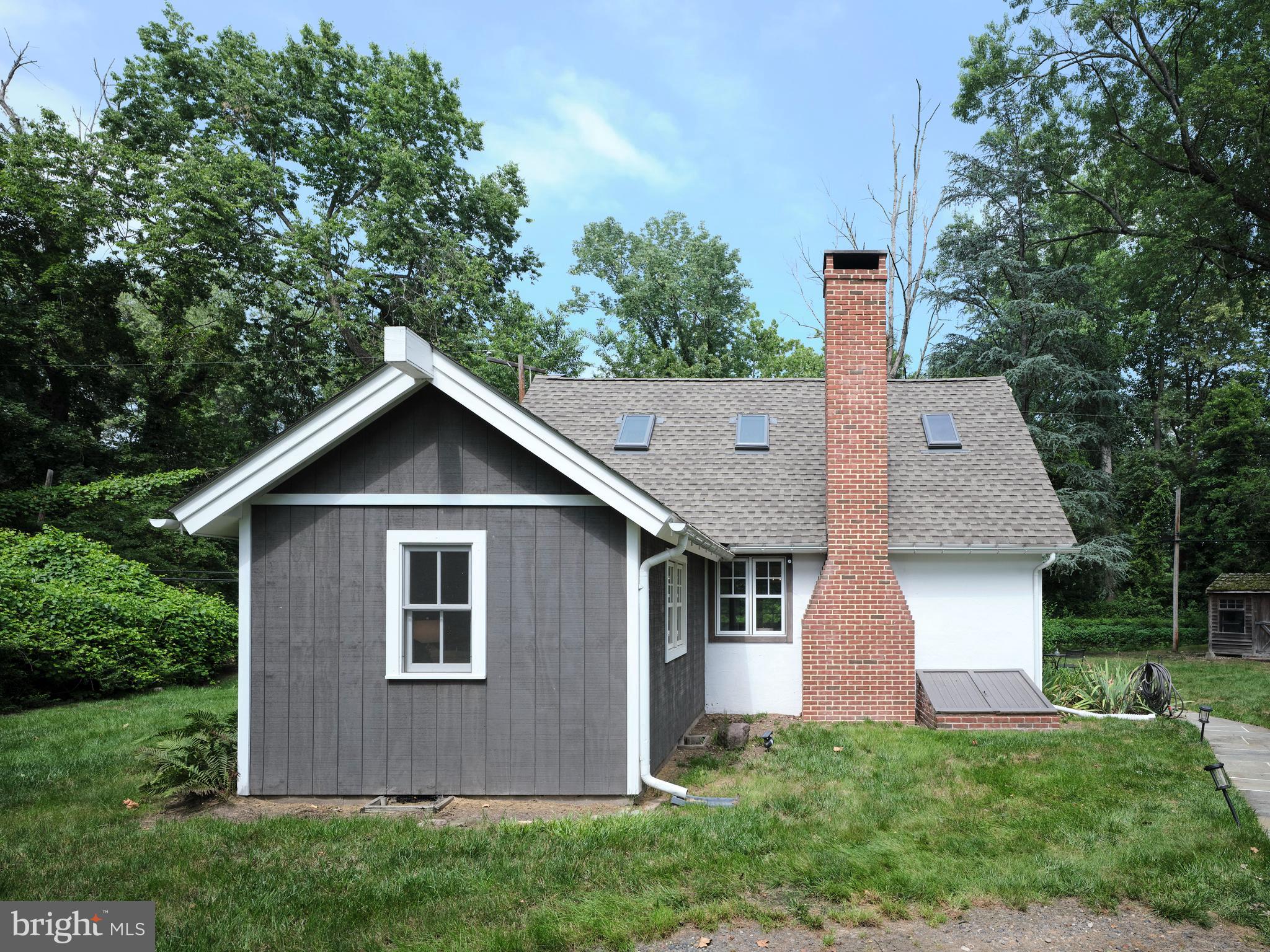 2598 RIVER ROAD