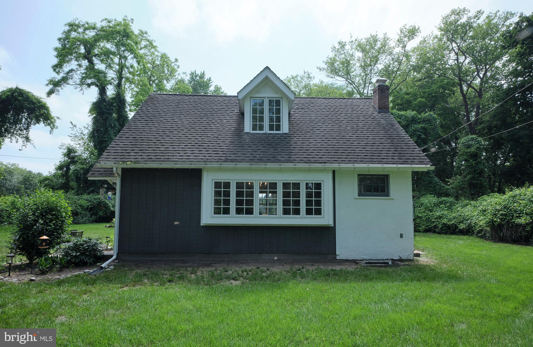2598 RIVER ROAD
