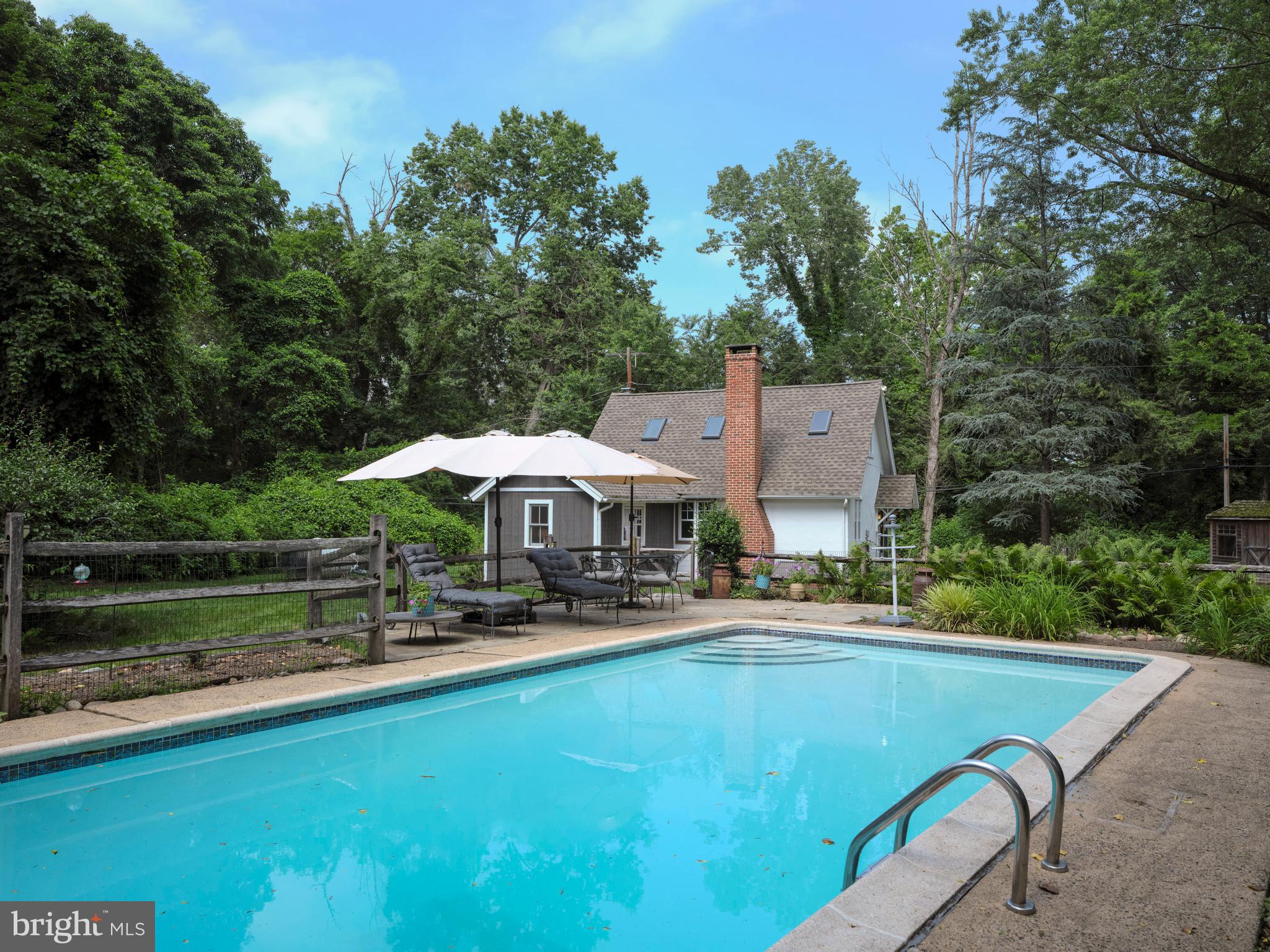 2598 RIVER ROAD