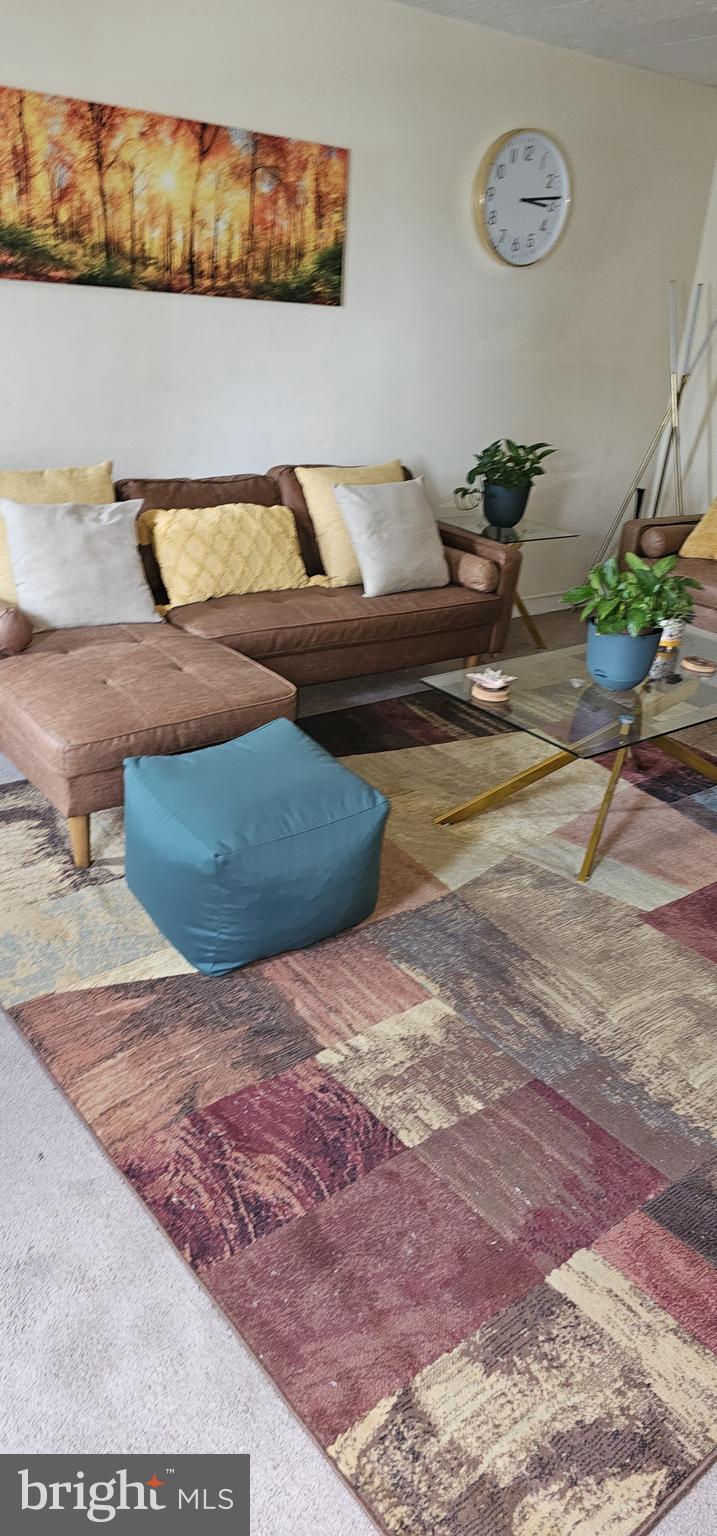 CLIFTON HEIGHTS - Residential