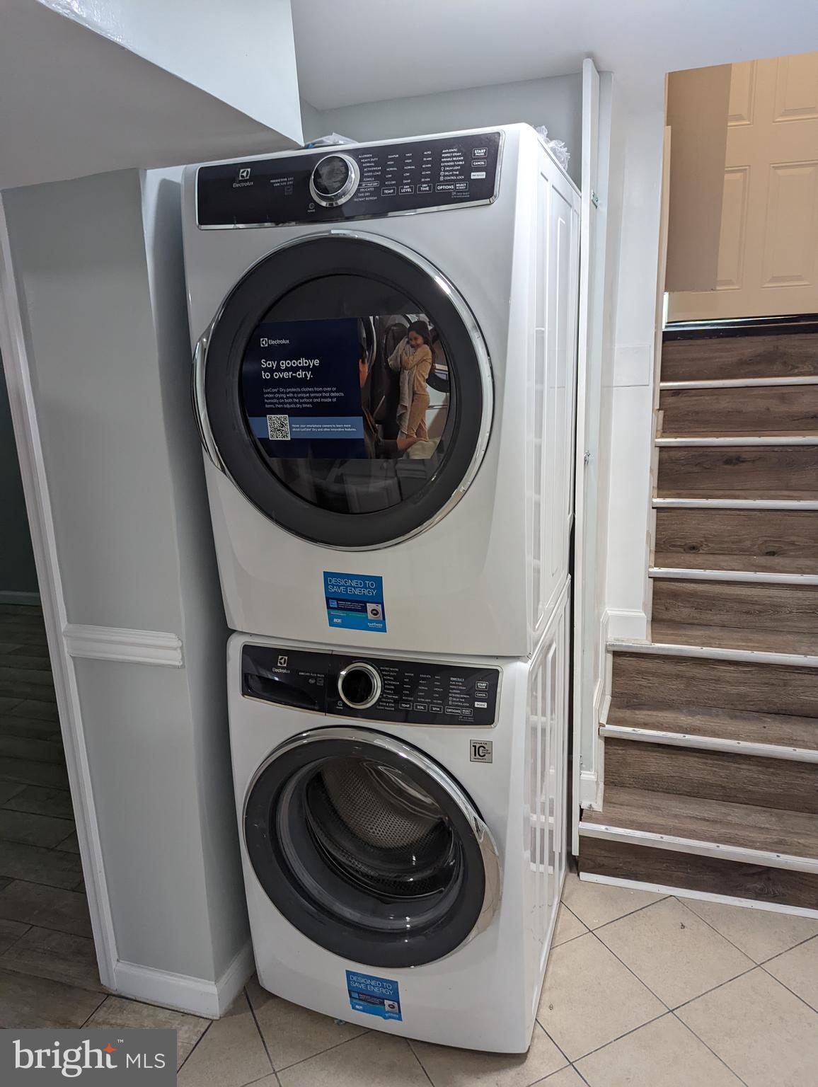 WINDSOR MILL - Residential Lease