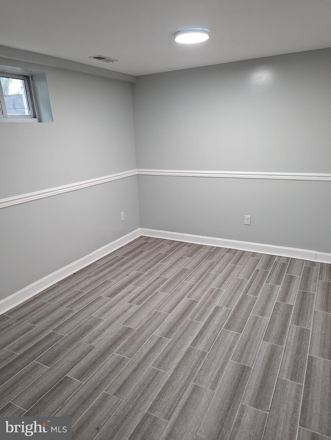 WINDSOR MILL - Residential Lease