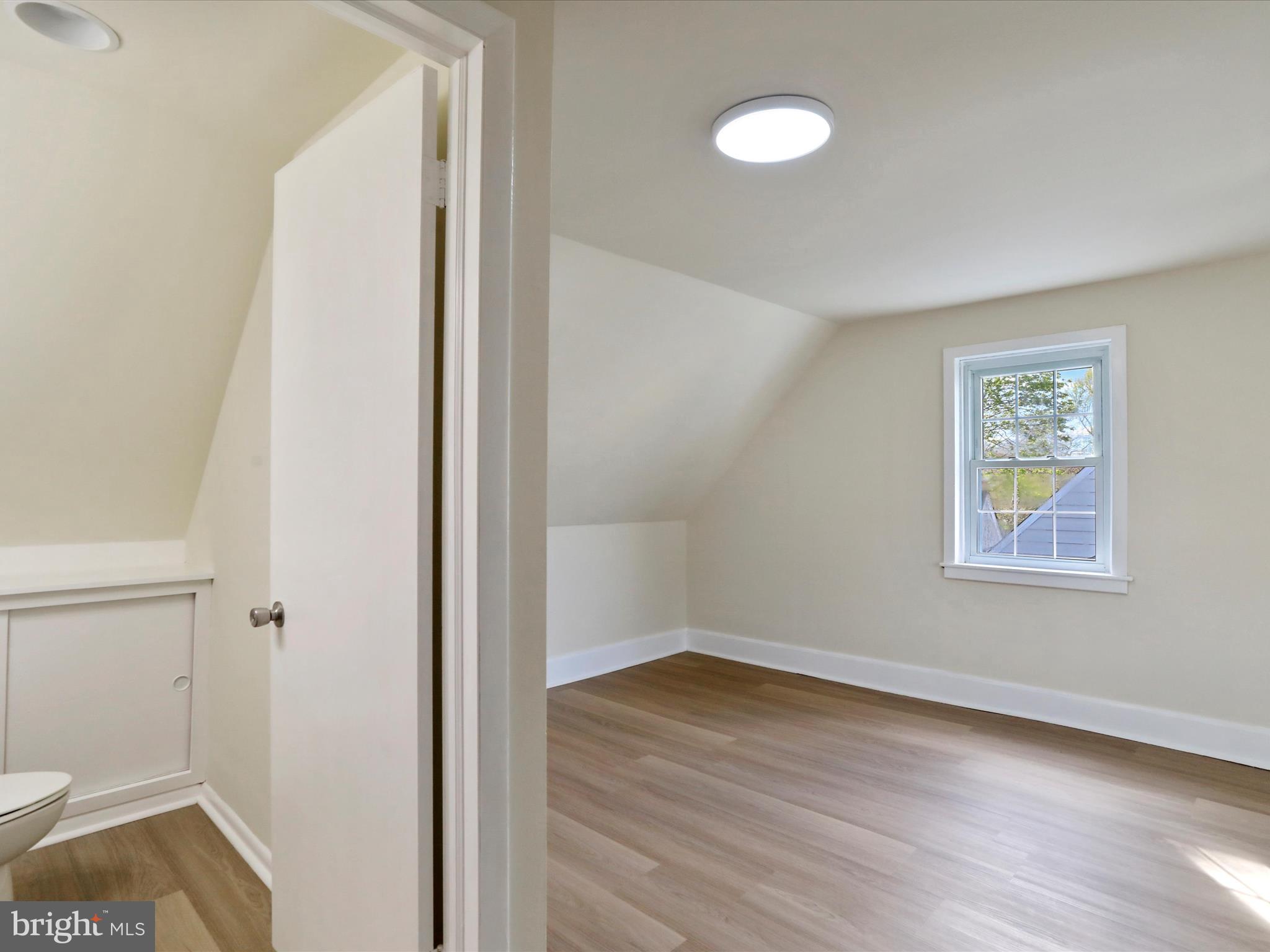 HAMILTON PARK - Residential