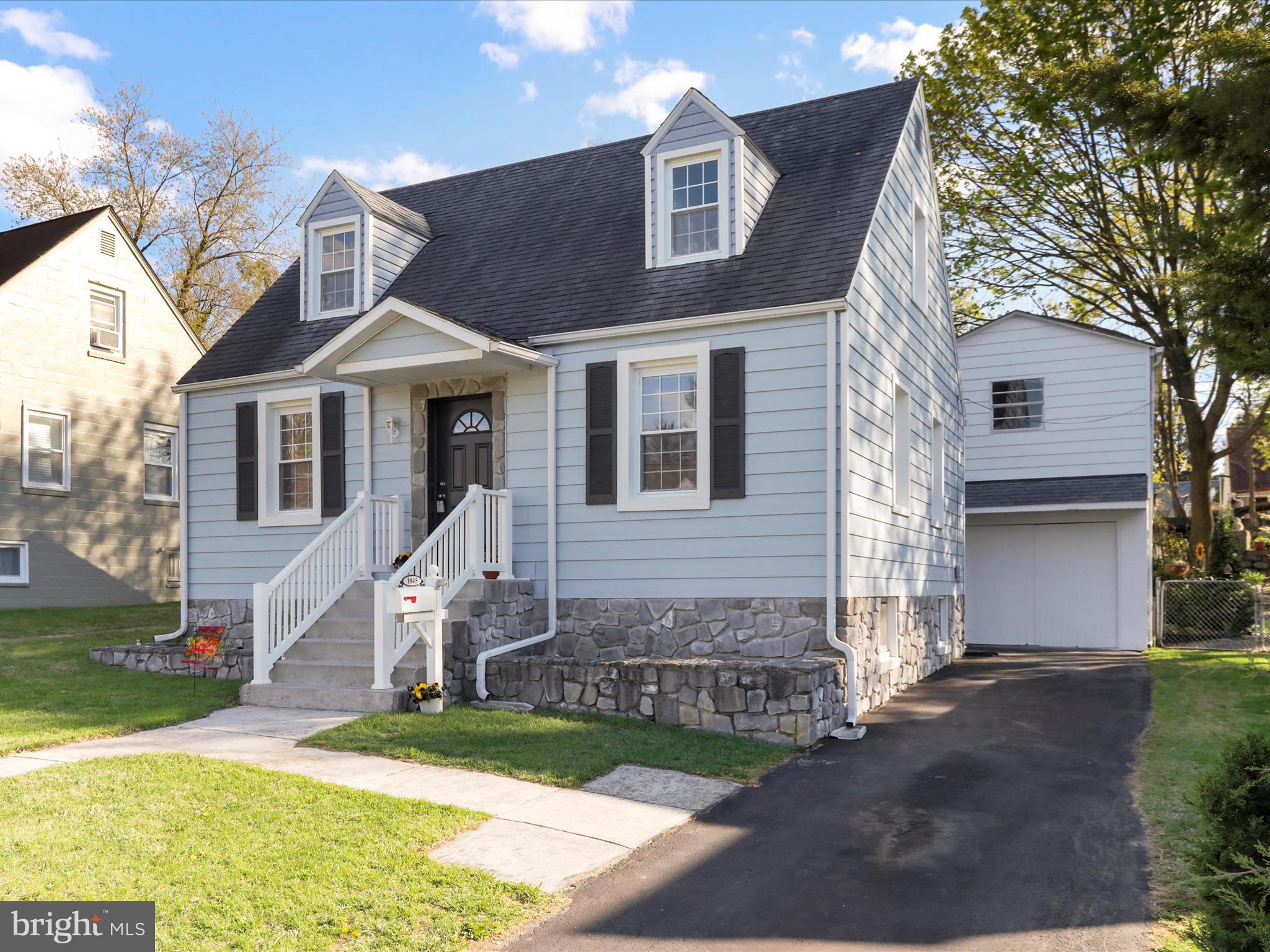 HAMILTON PARK - Residential