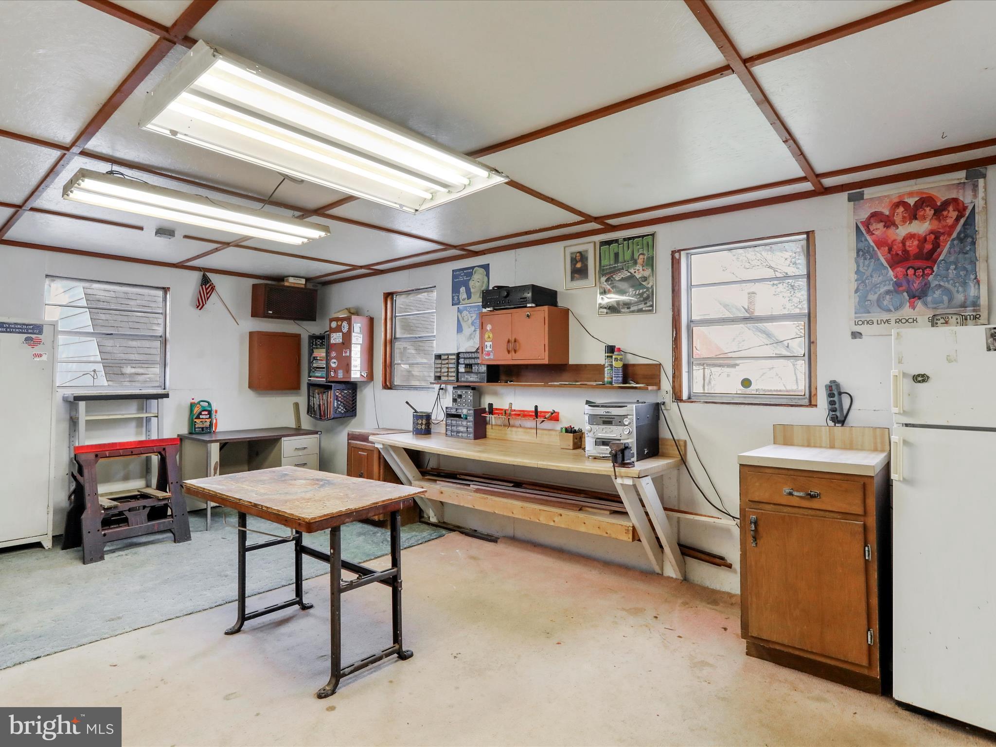 HAMILTON PARK - Residential