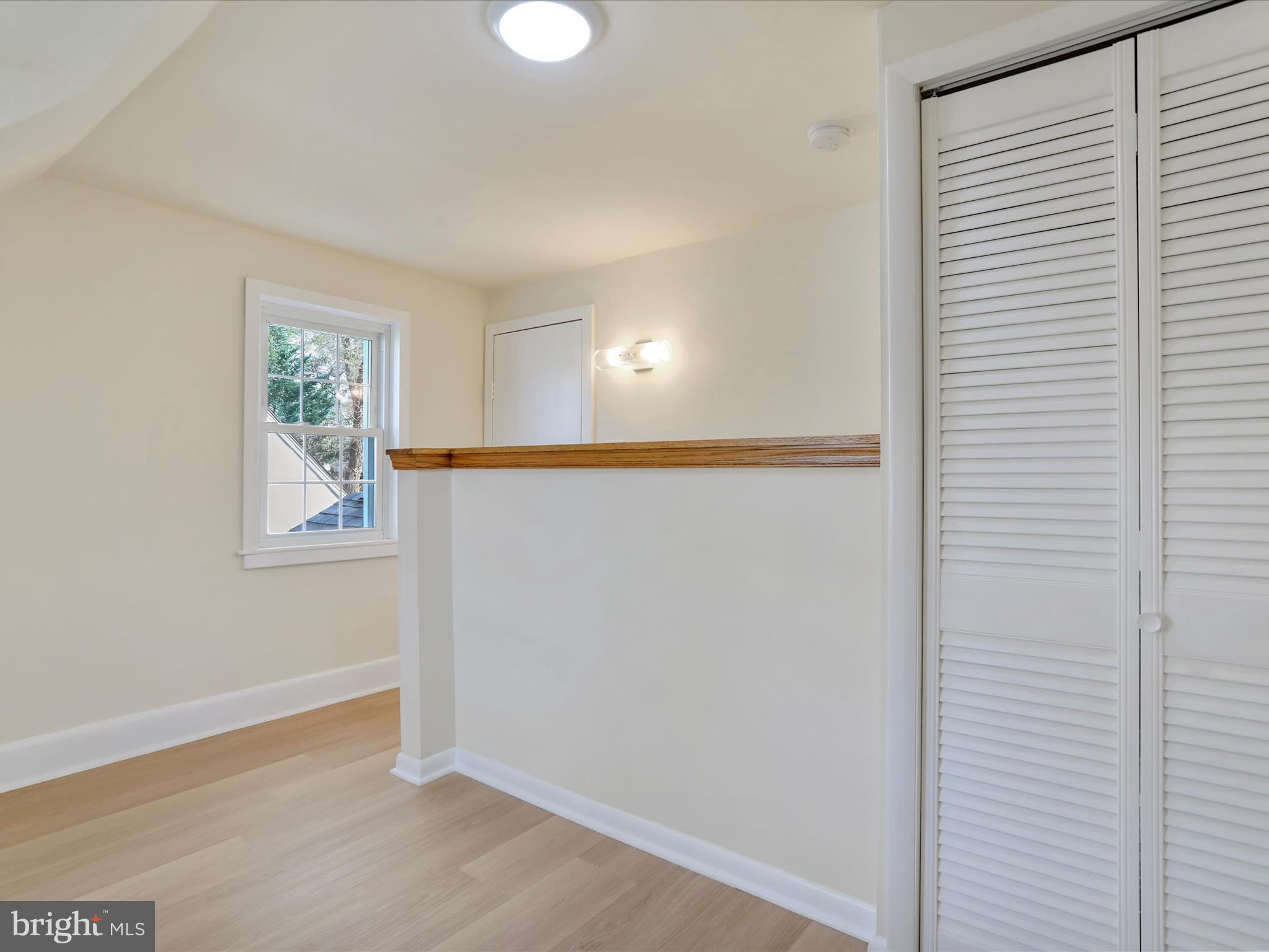 HAMILTON PARK - Residential