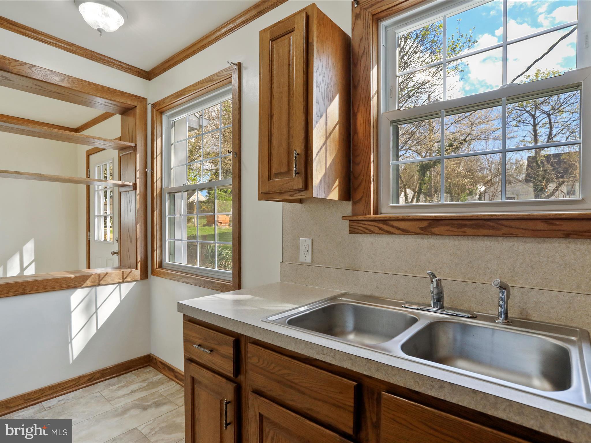 HAMILTON PARK - Residential