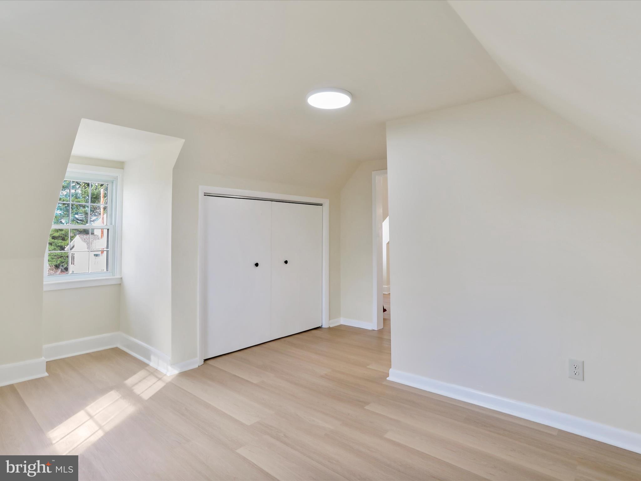 HAMILTON PARK - Residential