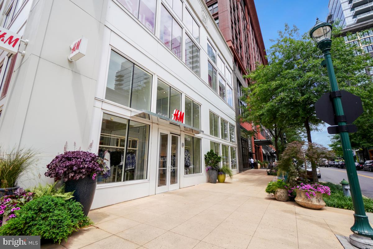 WHITE FLINT STATION - Residential Lease