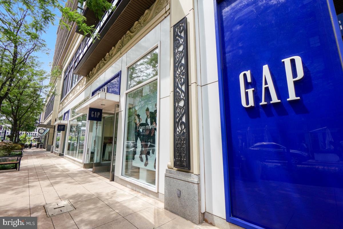 WHITE FLINT STATION - Residential Lease