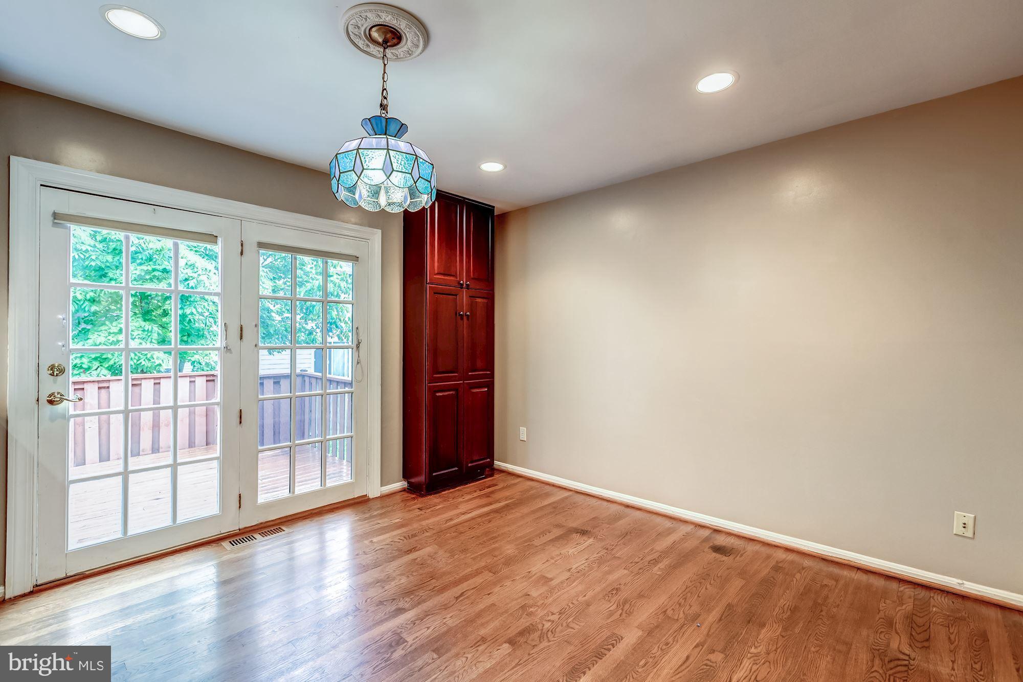 COMSTOCK - Residential