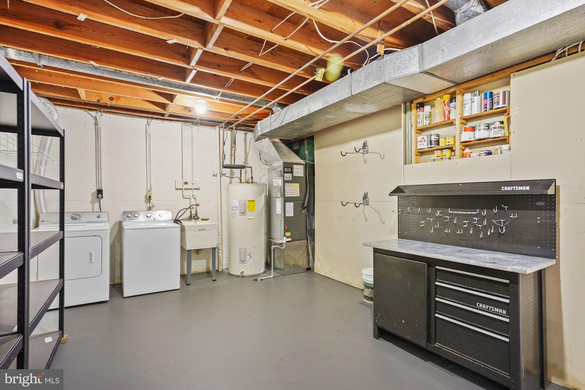 COMSTOCK - Residential