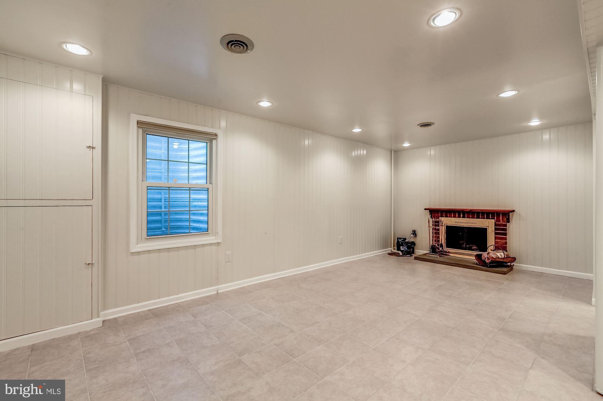 COMSTOCK - Residential