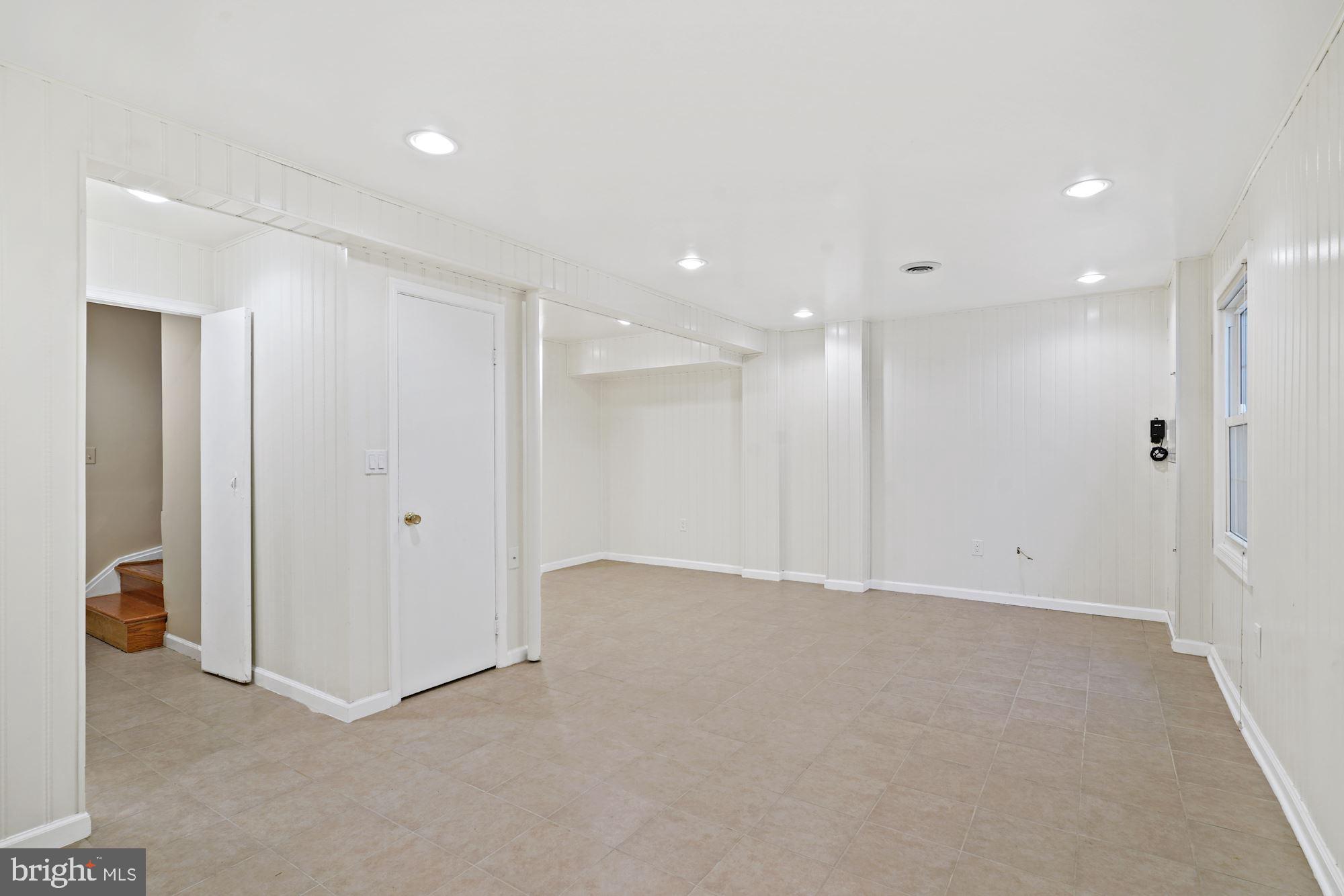 COMSTOCK - Residential