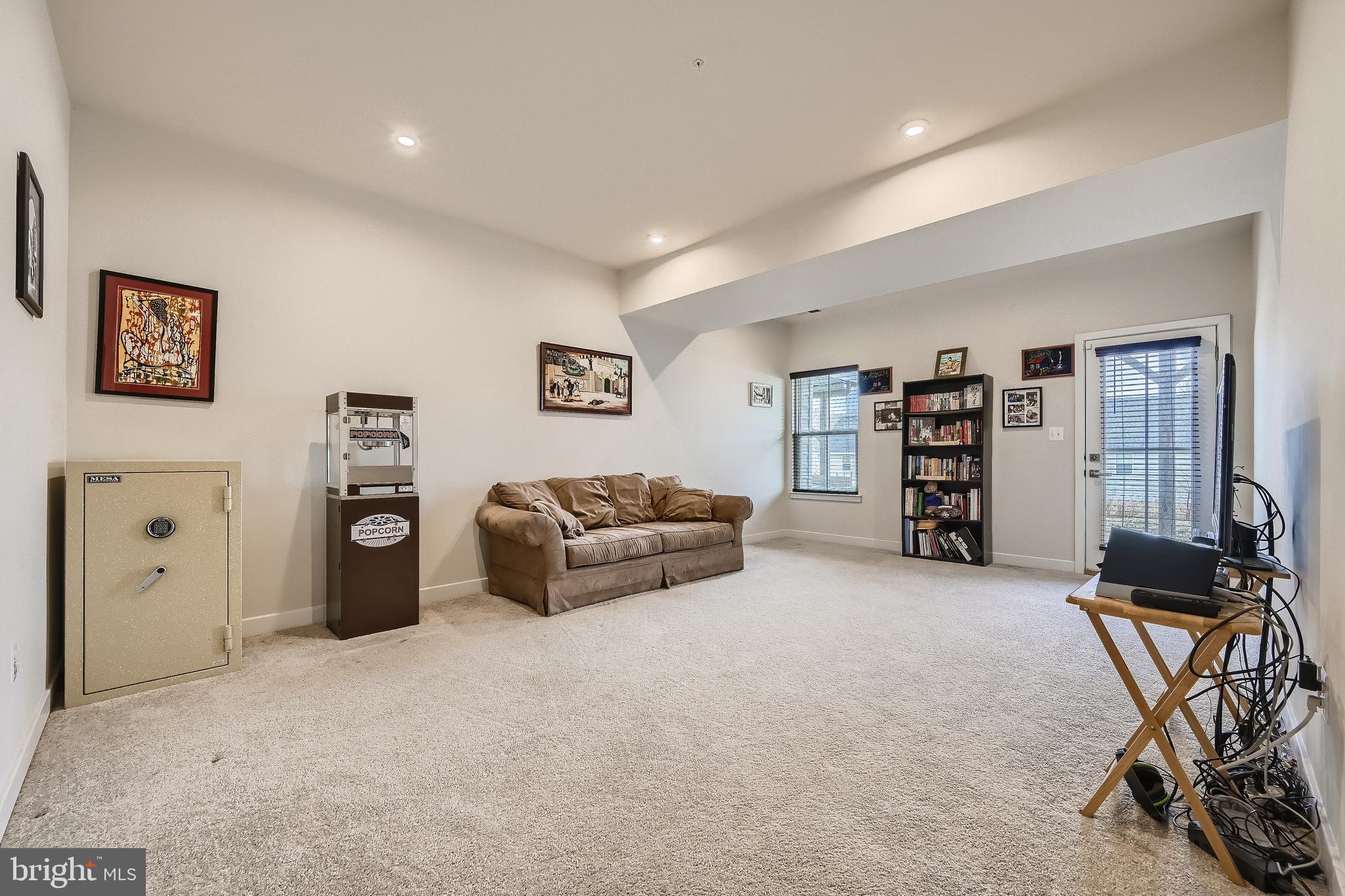 MAGNESS MILL - Residential