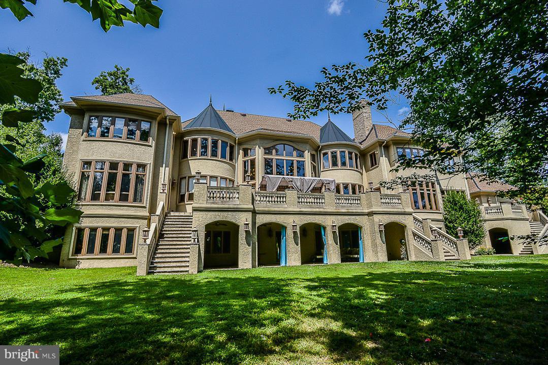 KENTLAND POND - Residential