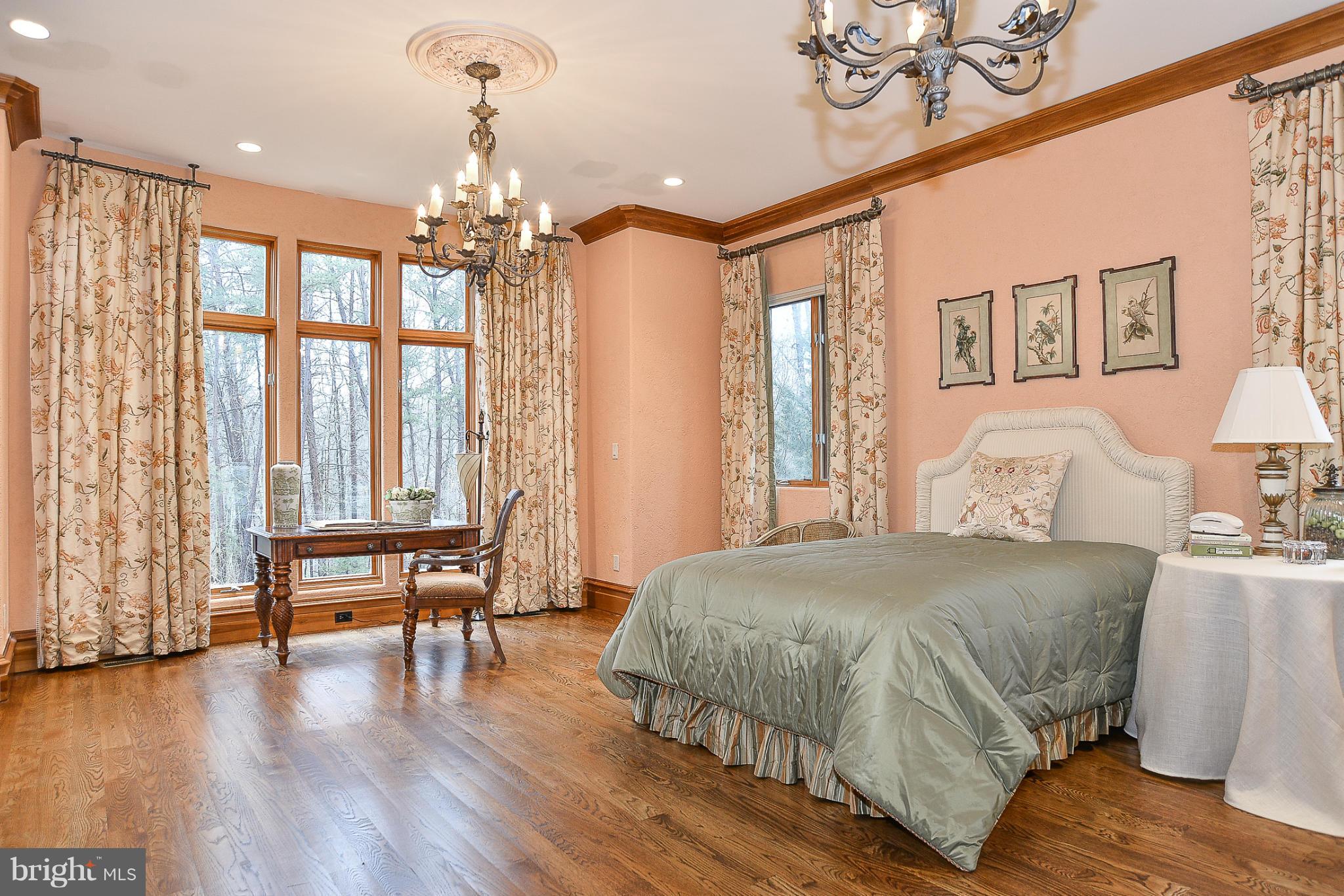 KENTLAND POND - Residential