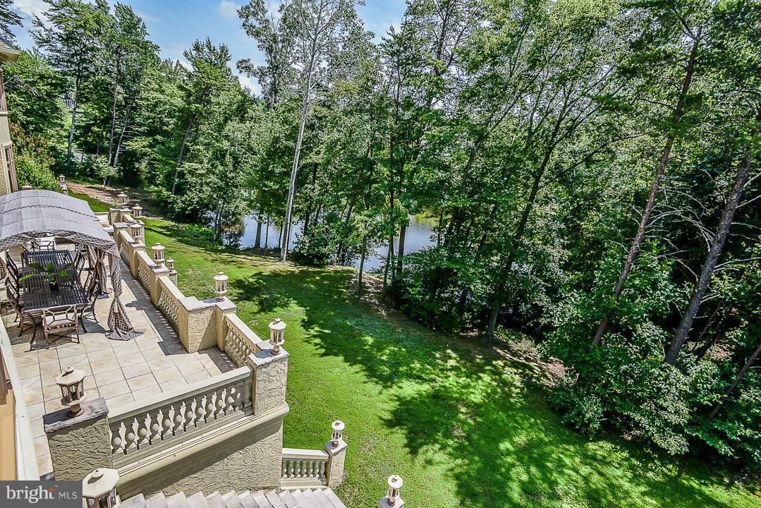 KENTLAND POND - Residential