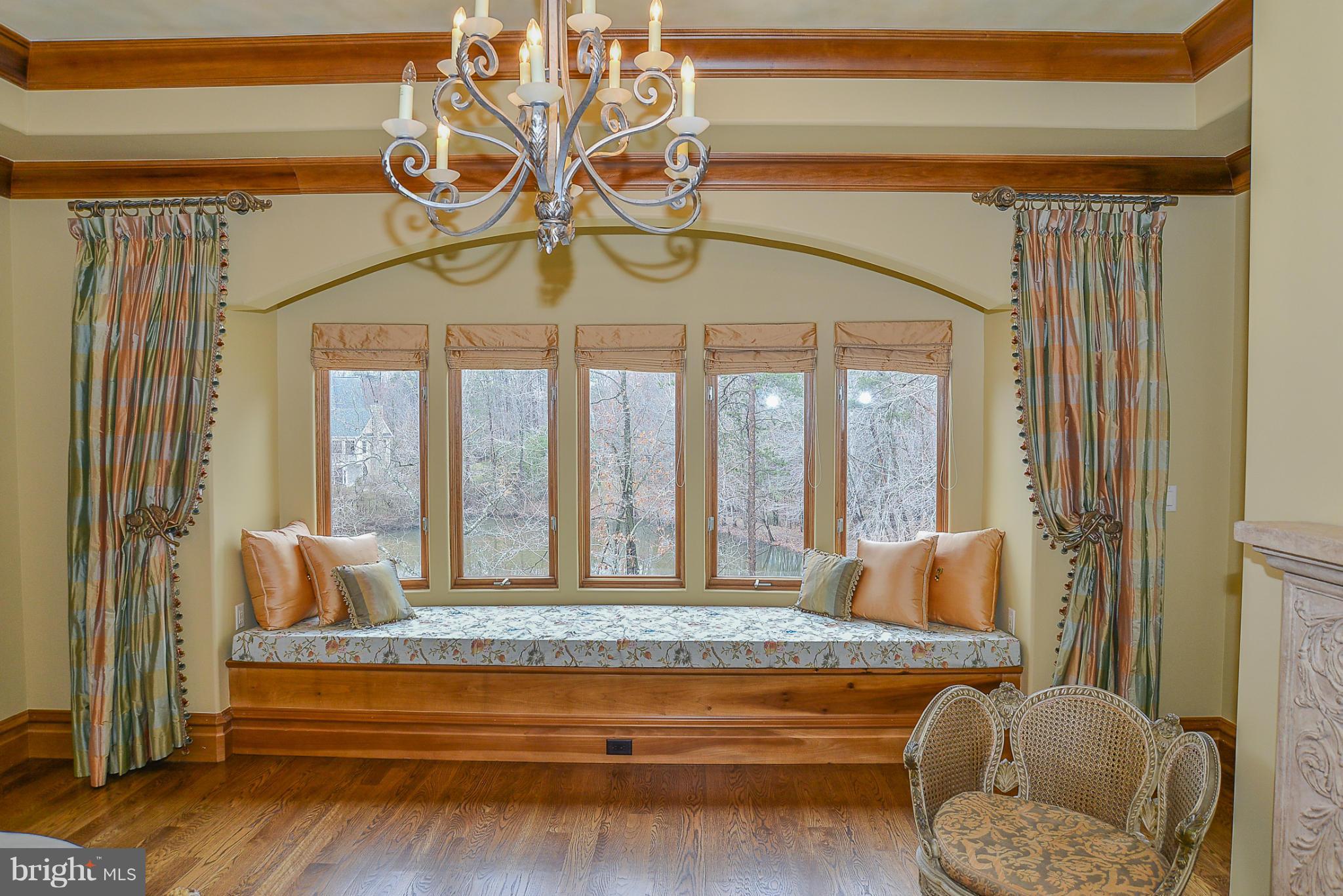 KENTLAND POND - Residential