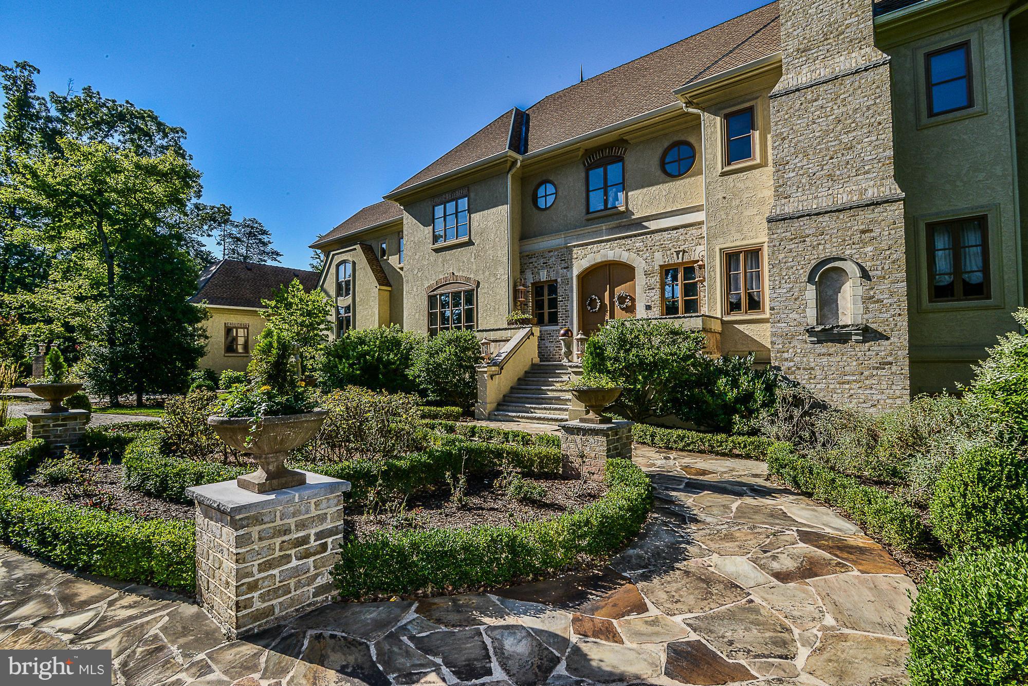 KENTLAND POND - Residential