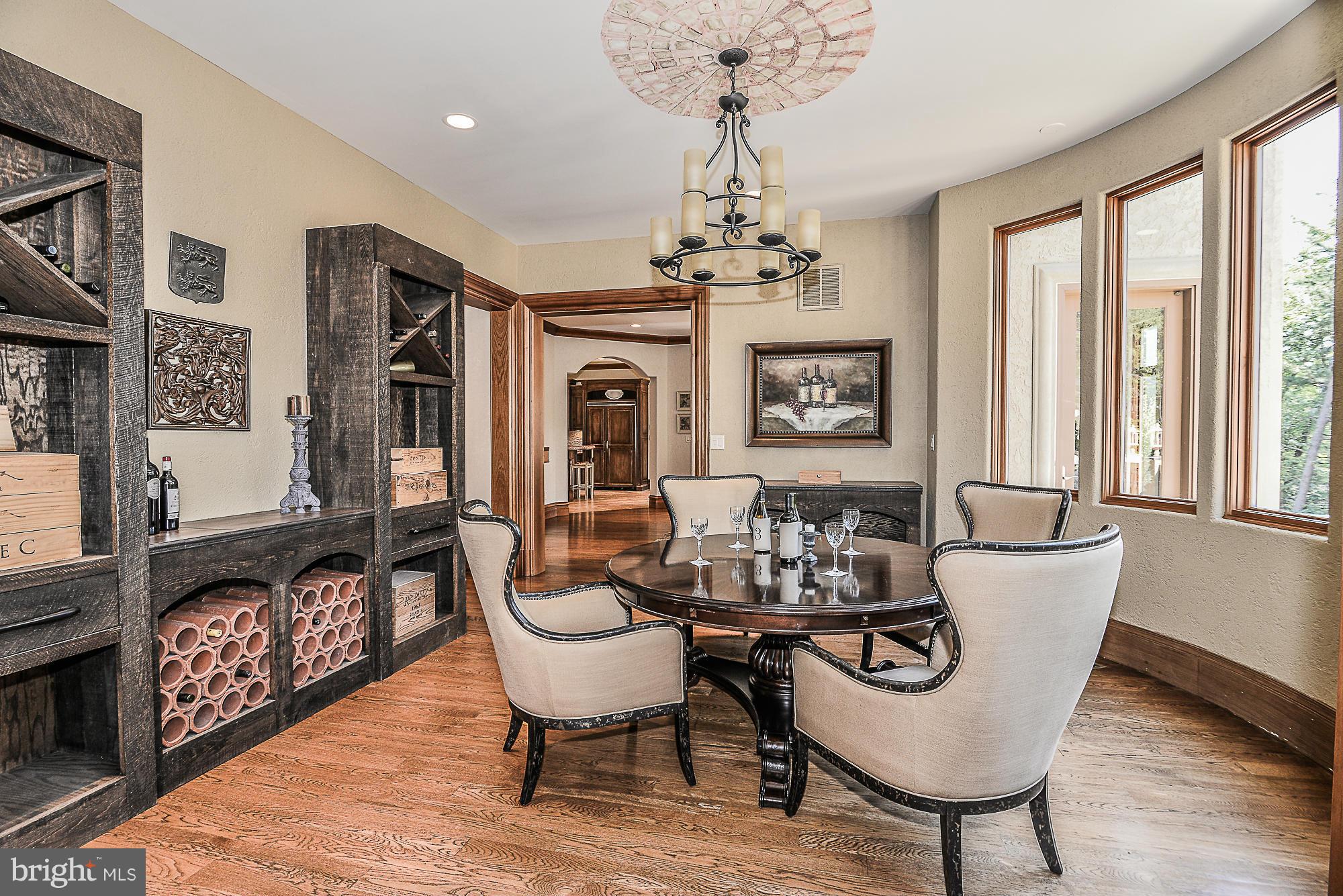 KENTLAND POND - Residential