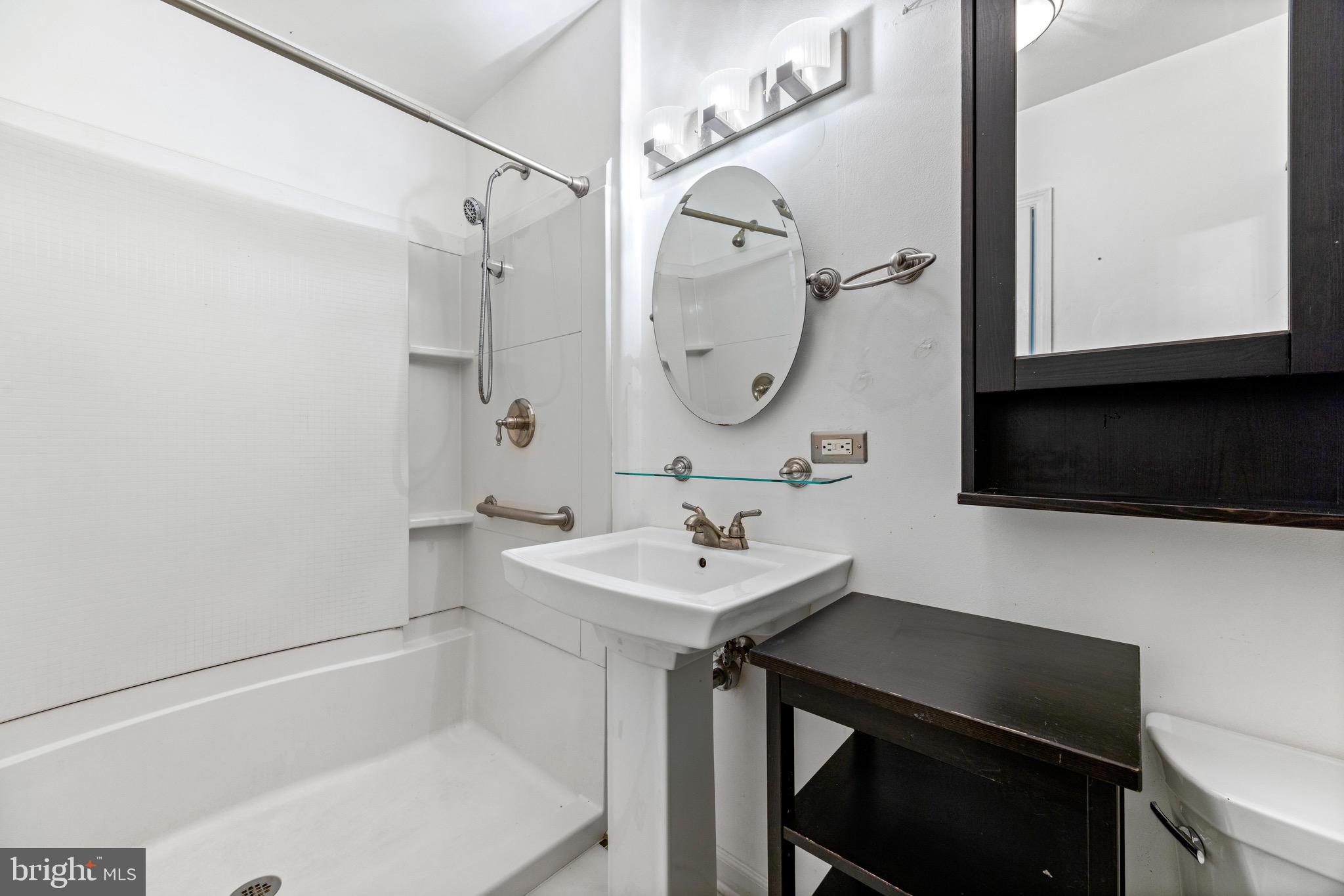 HARFORD LANDING - Residential