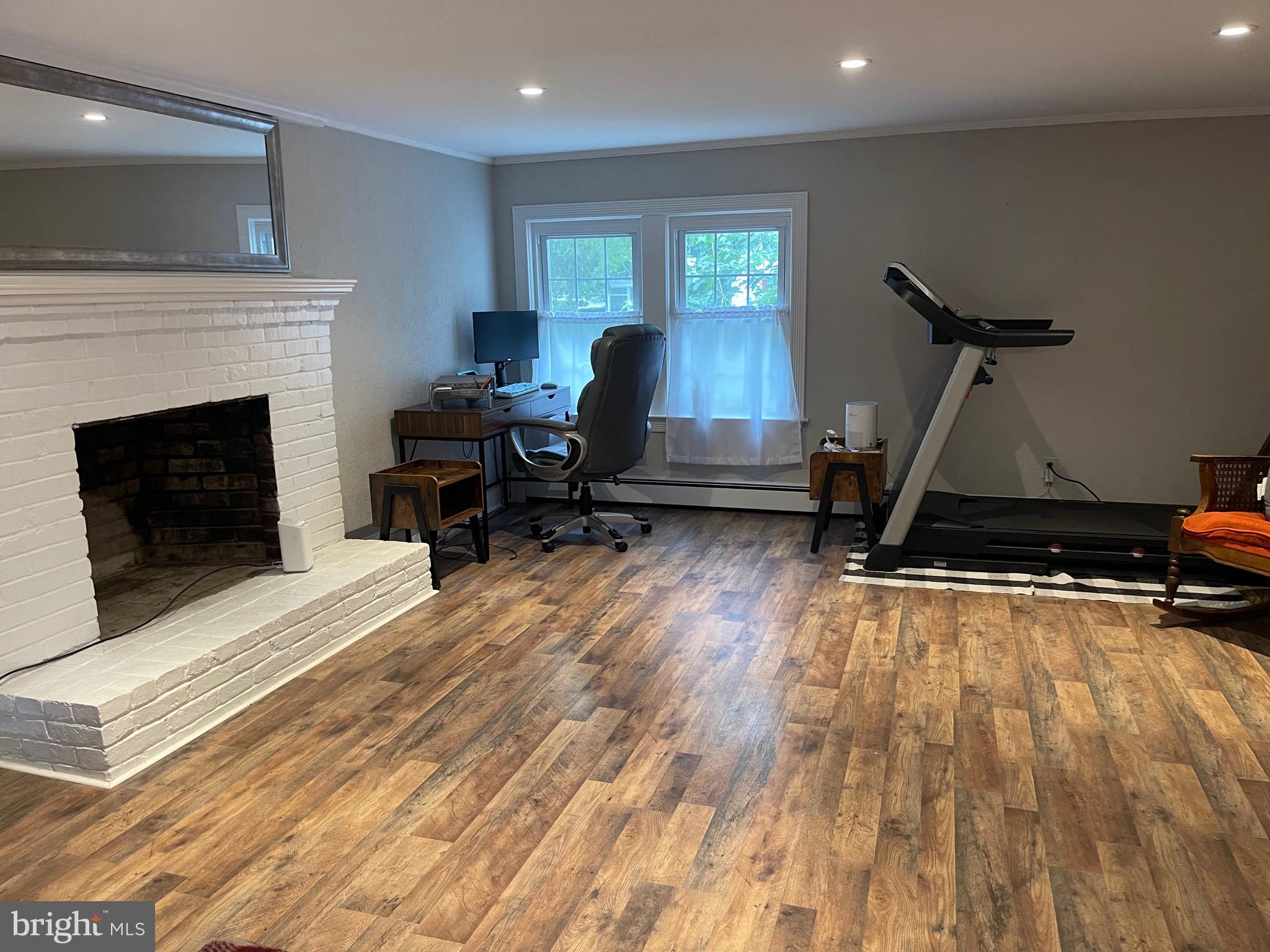 DENTON AREA - Residential