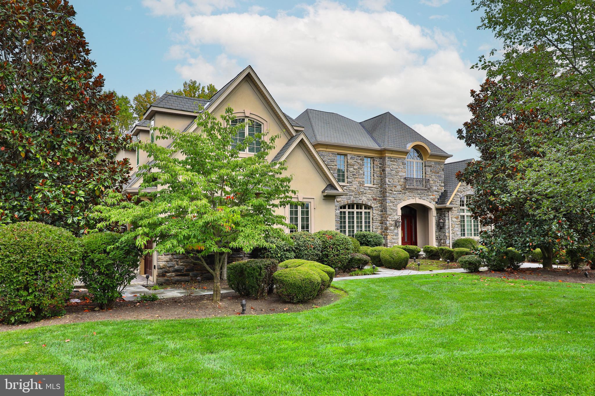 1121 JEFFERSON LANE