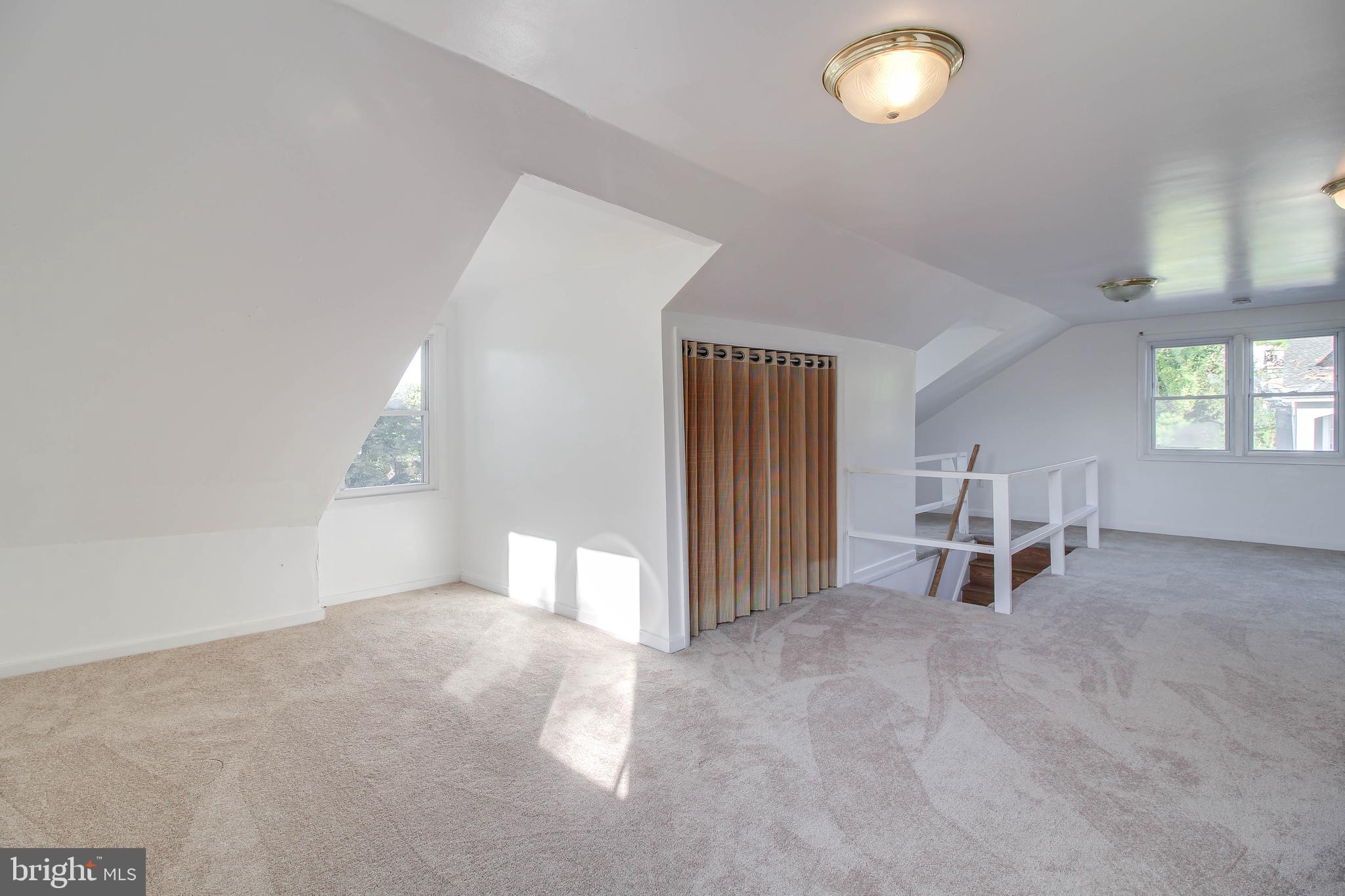 GARDENVILLE - Residential