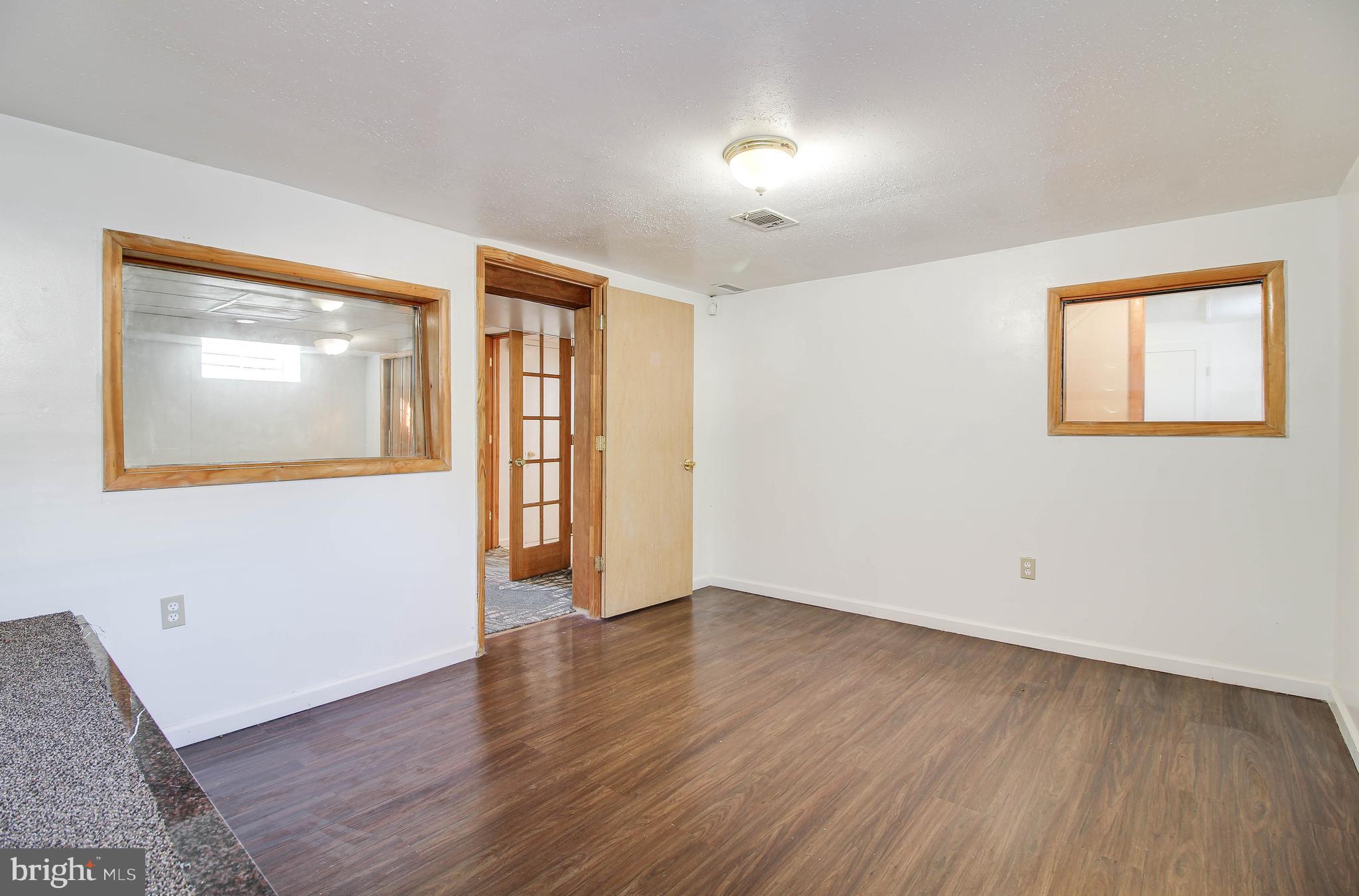 GARDENVILLE - Residential