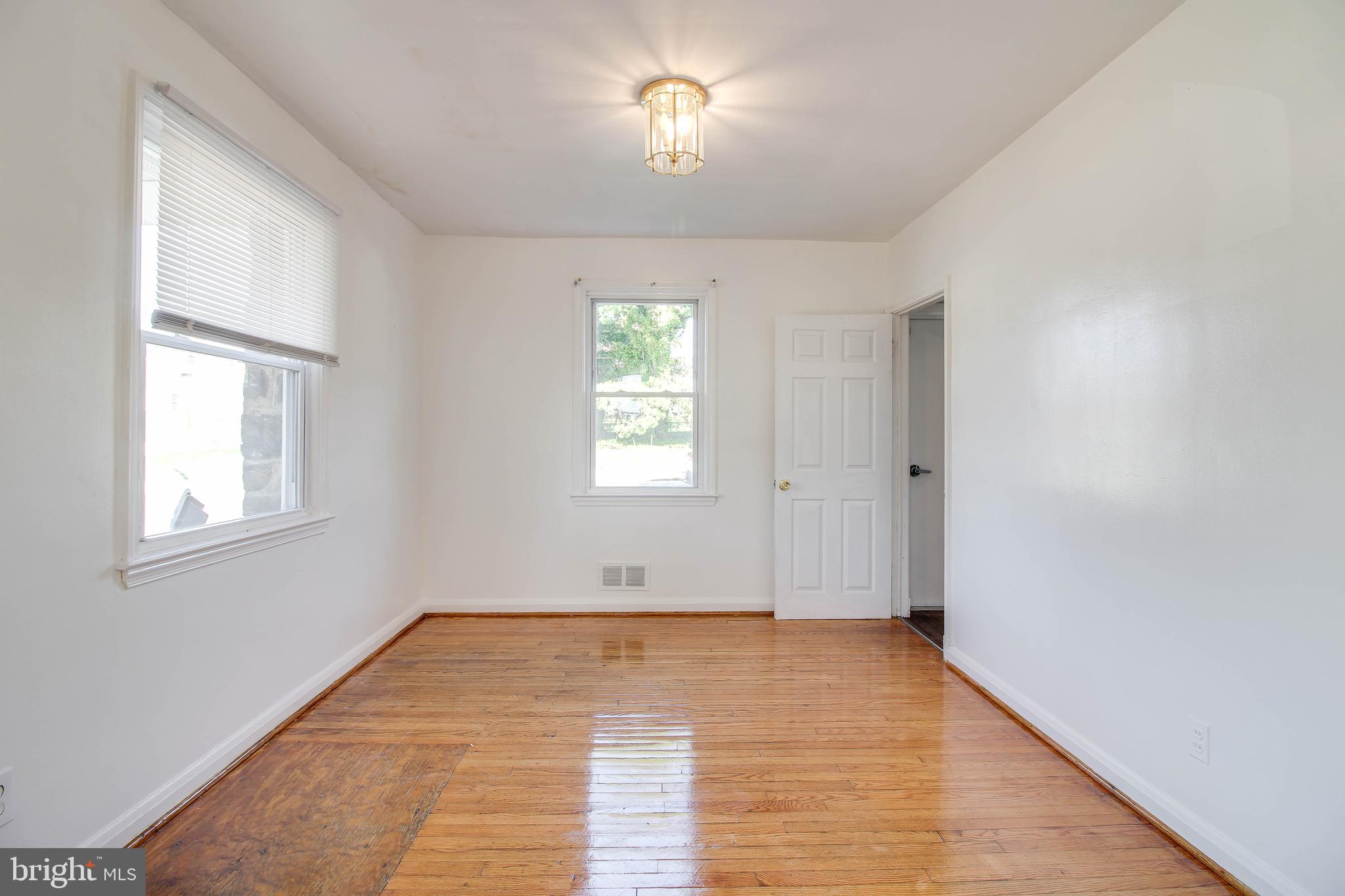 GARDENVILLE - Residential