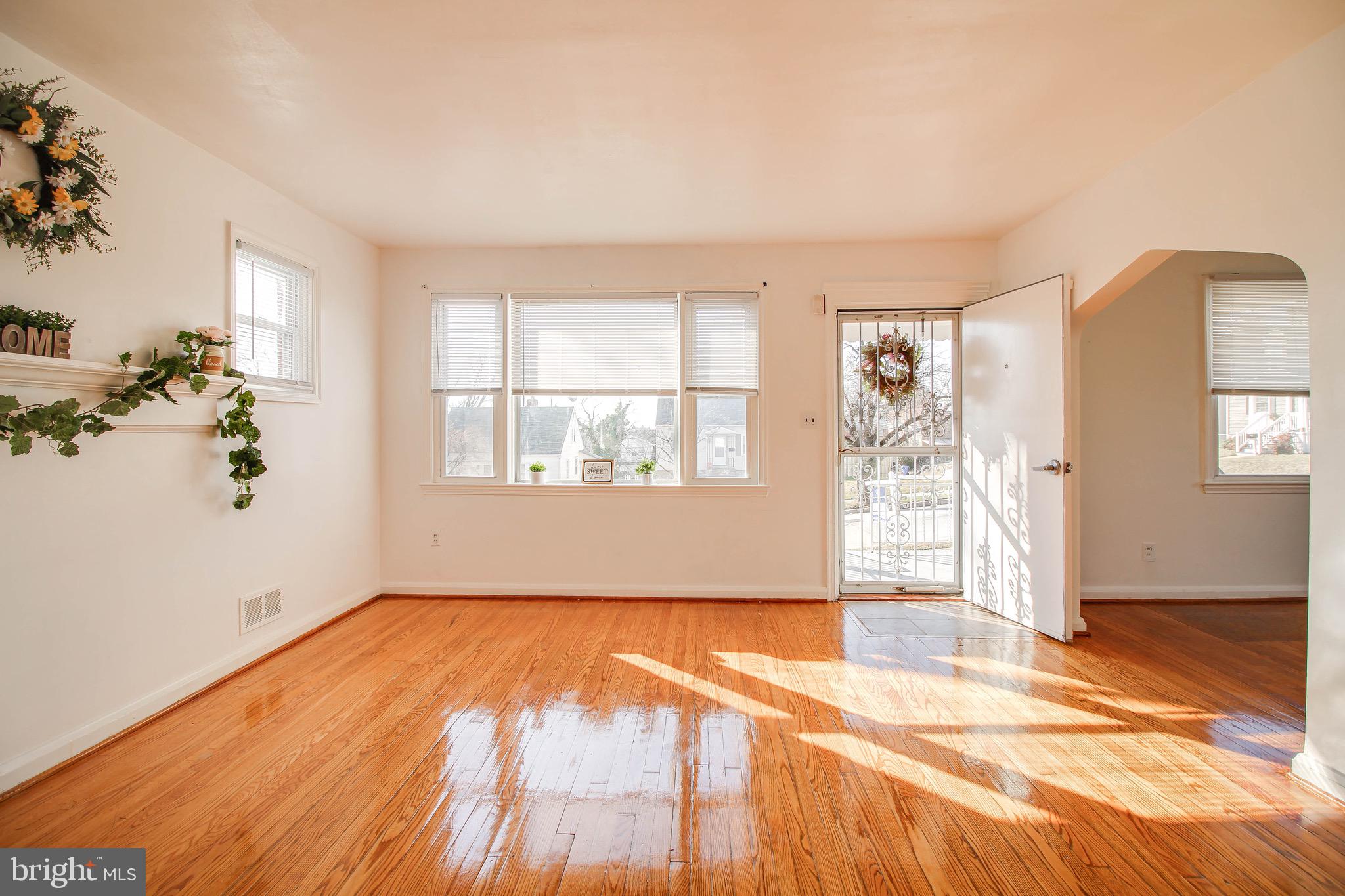 GARDENVILLE - Residential