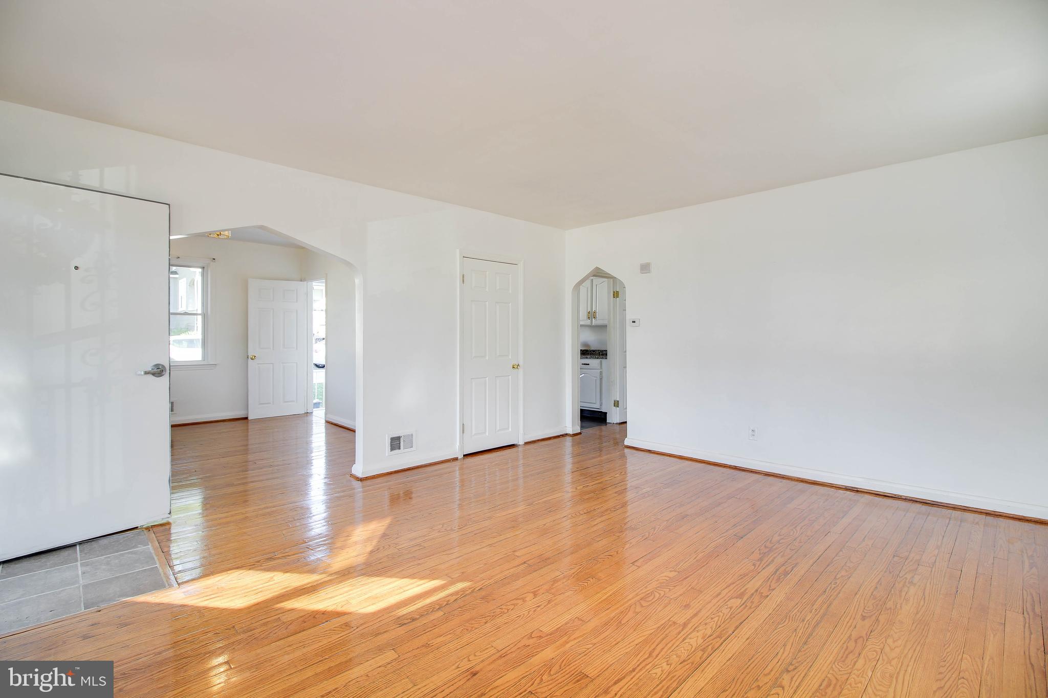 GARDENVILLE - Residential